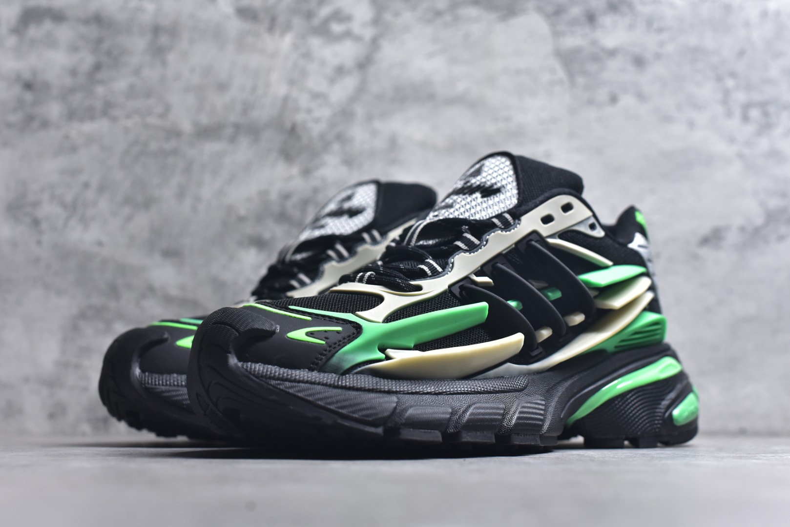 图片[2]-#Pharrell Williams x adidas Adistar Jellyfish 水母鞋 时尚舒适 耐磨透气 低帮 老爹鞋 黑绿 JP9266 男女鞋 36 36.5 37 38 38.5 39 40 40.5 41 42 42.5 43 44 44.5 45 46 47-选品中心