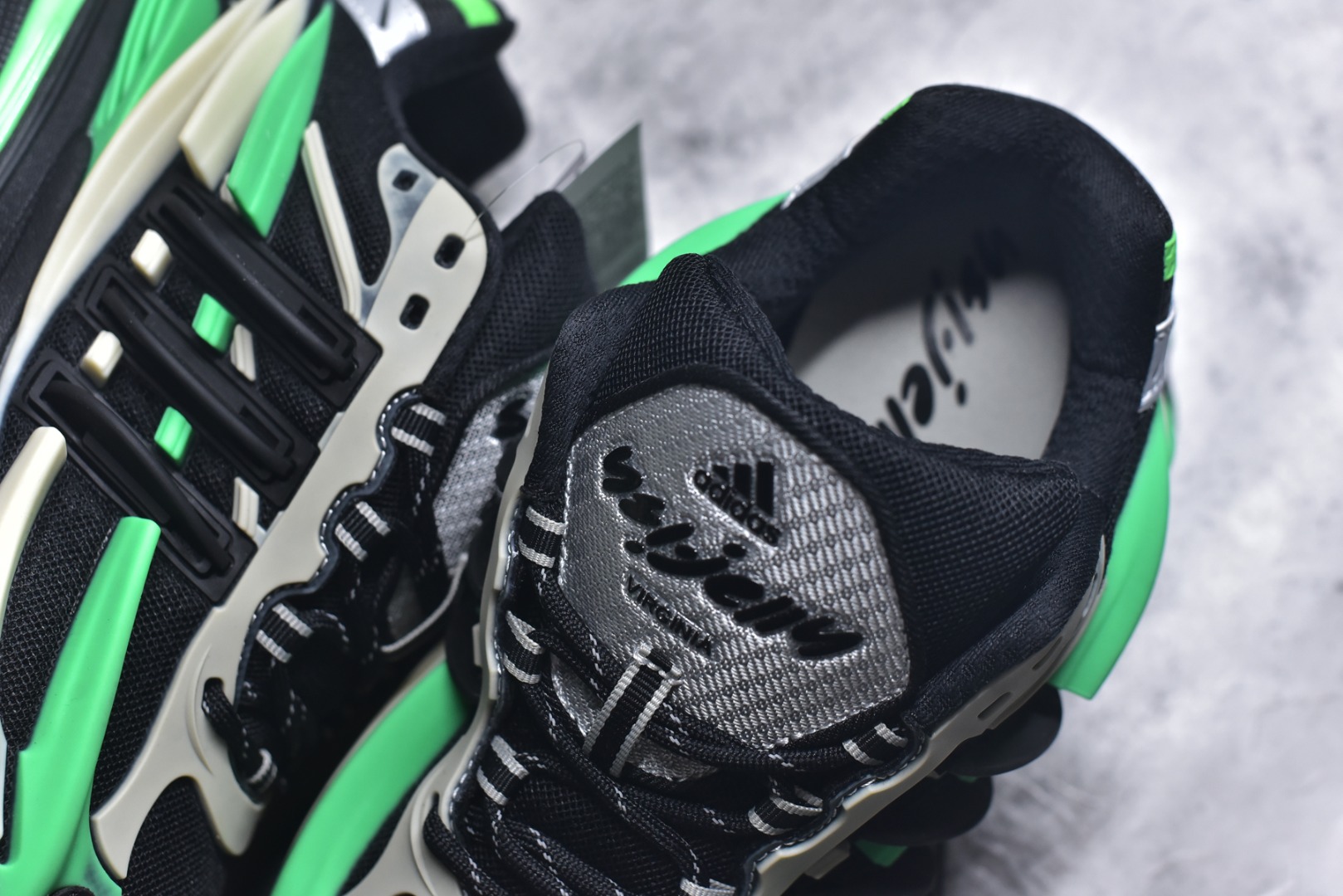 图片[9]-#Pharrell Williams x adidas Adistar Jellyfish 水母鞋 时尚舒适 耐磨透气 低帮 老爹鞋 黑绿 JP9266 男女鞋 36 36.5 37 38 38.5 39 40 40.5 41 42 42.5 43 44 44.5 45 46 47-选品中心