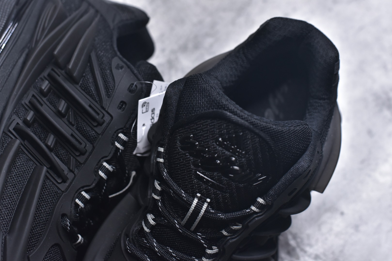 图片[9]-#Pharrell Williams x adidas Adistar Jellyfish 水母鞋 时尚舒适 耐磨透气 低帮 老爹鞋 黑色 JP9264 男女鞋 36 36.5 37 38 38.5 39 40 40.5 41 42 42.5 43 44 44.5 45 46 47-选品中心