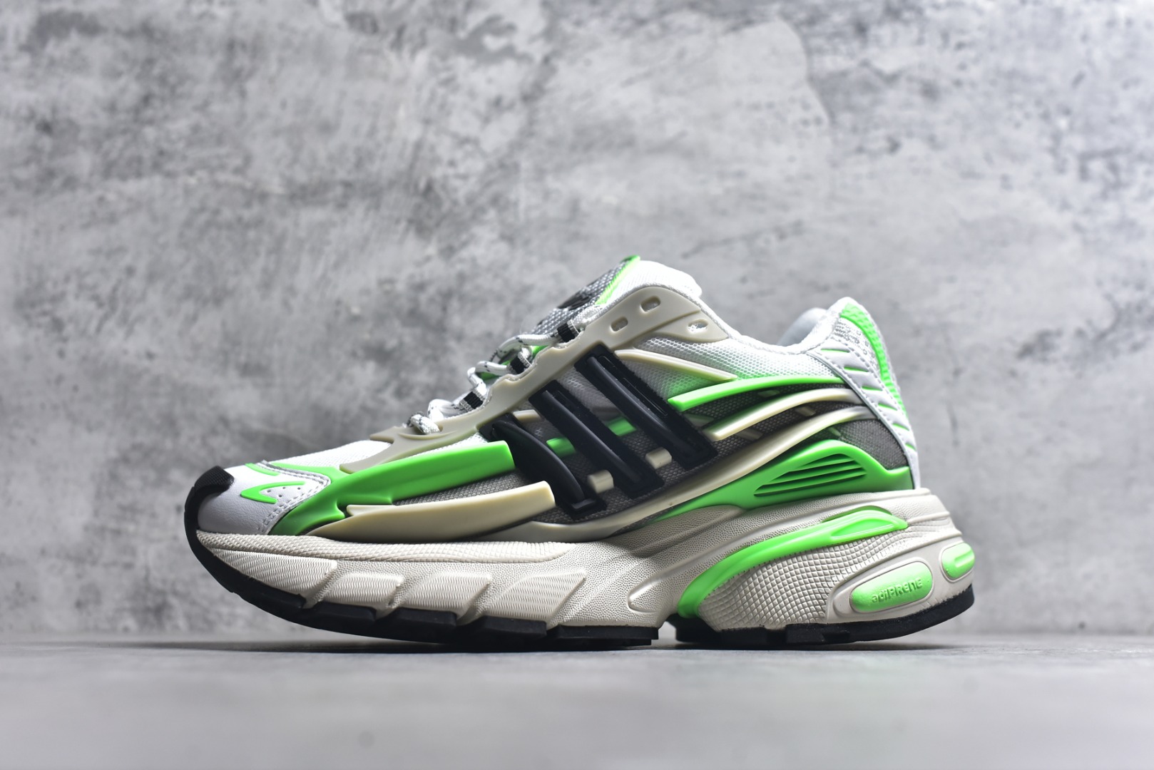 #Pharrell Williams x adidas Adistar Jellyfish 水母鞋 时尚舒适 耐磨透气 低帮 老爹鞋 白黑绿 JP9260 男女鞋 36 36.5 37 38 38.5 39 40 40.5 41 42 42.5 43 44 44.5 45 46 47-选品中心