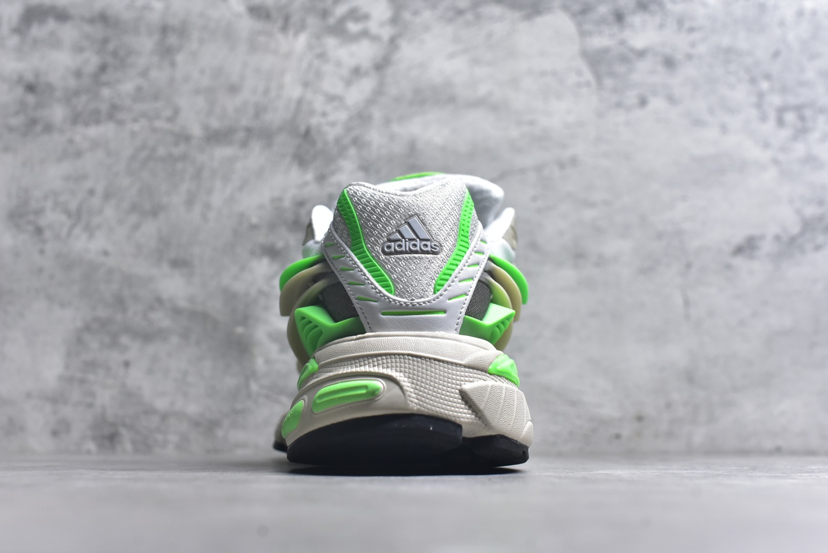 图片[5]-#Pharrell Williams x adidas Adistar Jellyfish 水母鞋 时尚舒适 耐磨透气 低帮 老爹鞋 白黑绿 JP9260 男女鞋 36 36.5 37 38 38.5 39 40 40.5 41 42 42.5 43 44 44.5 45 46 47-选品中心