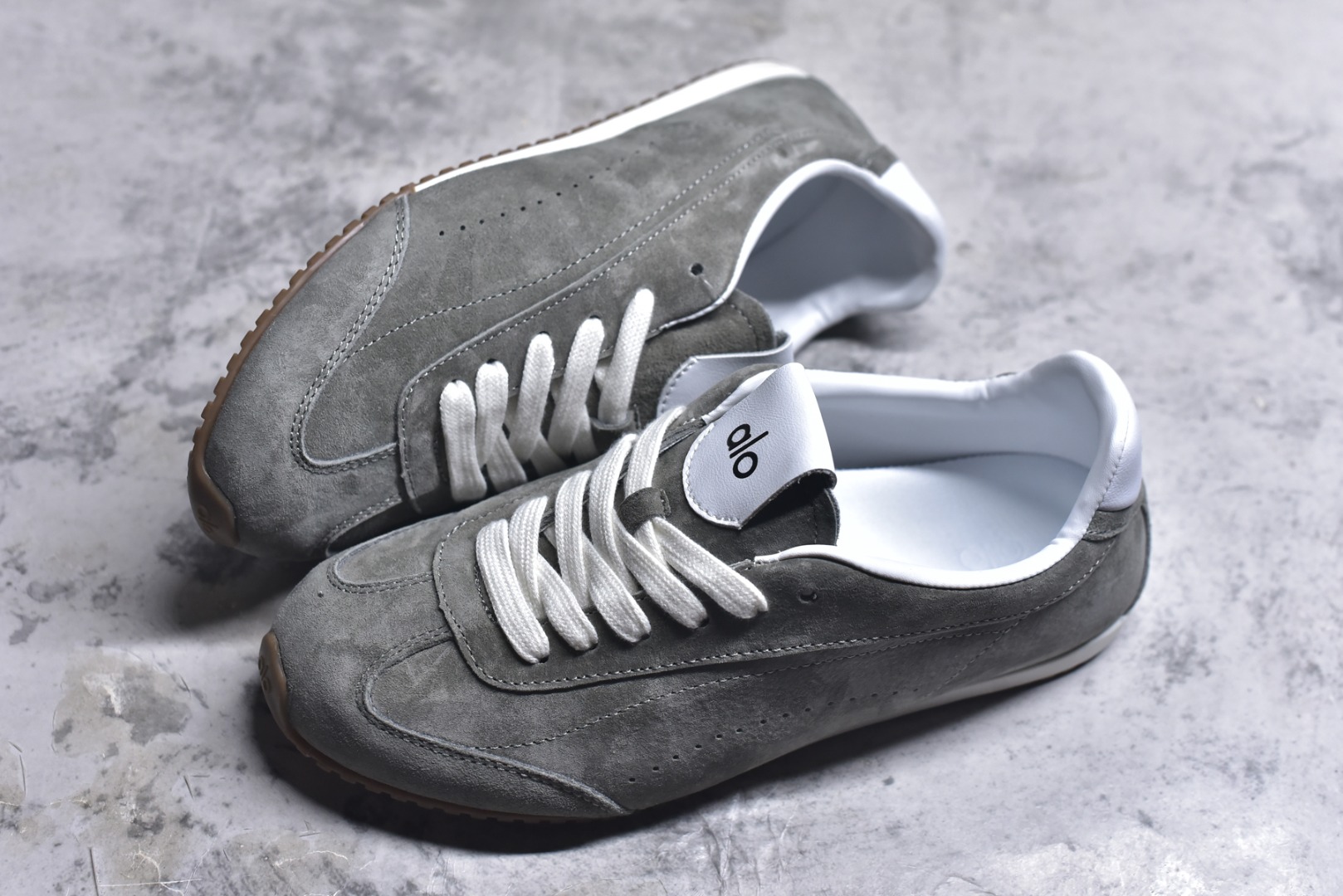 图片[7]-#Alo Yoga Sunset Sneaker 徳训生活休闲鞋 碳灰 尺码：36 36.5 37 37.5 38 38.5 39 40 41 41.5 42 42.5 43 44 45-选品中心