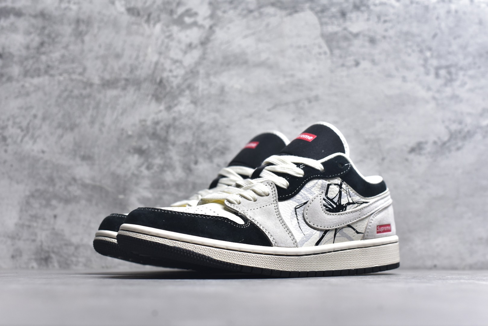 图片[2]-#Nike Jordan Air Jordan 1“Supreme联名——蜘蛛” 高端定制 低帮 复古 减震 防滑 耐磨 篮球鞋 定制鞋盒 大厂纯原品质出货 超高清洁度 皮料切割干净无任何毛边 细节完美 货号：XS6086-007 尺码：36 36.5 37.5 38 38.5 39 40 40.5 41 42 42.5 43 44 44.5 45-选品中心