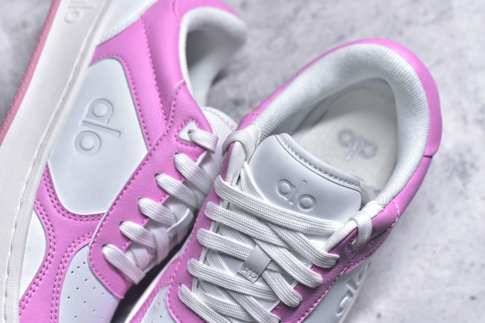 图片[9]-#Alo yoga Alo Recovery Mode 舒适百搭防滑耐磨低帮板鞋 易梦玲 Jisoo智秀等多位明星同款上脚主打各大平台外贸主推大厂采购原材料多处细节一步到位生产细节 一款随意搭配的都好看的鞋子alo采用增高4cm 春夏秋冬四季款舒适简约板鞋 TPU防滑耐磨鞋底 尺码：36 36.5 37 37.5 38 38.5 39 40 41 41.5 42 42.5 43 44 45-选品中心