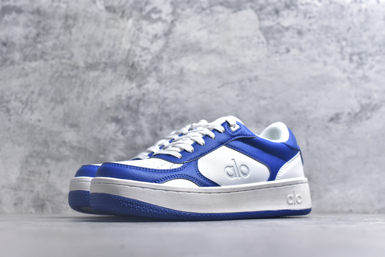 图片[2]-#Alo yoga Alo Recovery Mode 舒适百搭防滑耐磨低帮板鞋 易梦玲 Jisoo智秀等多位明星同款上脚主打各大平台外贸主推大厂采购原材料多处细节一步到位生产细节 一款随意搭配的都好看的鞋子alo采用增高4cm 春夏秋冬四季款舒适简约板鞋 TPU防滑耐磨鞋底 尺码：36 36.5 37 37.5 38 38.5 39 40 41 41.5 42 42.5 43 44 45-选品中心