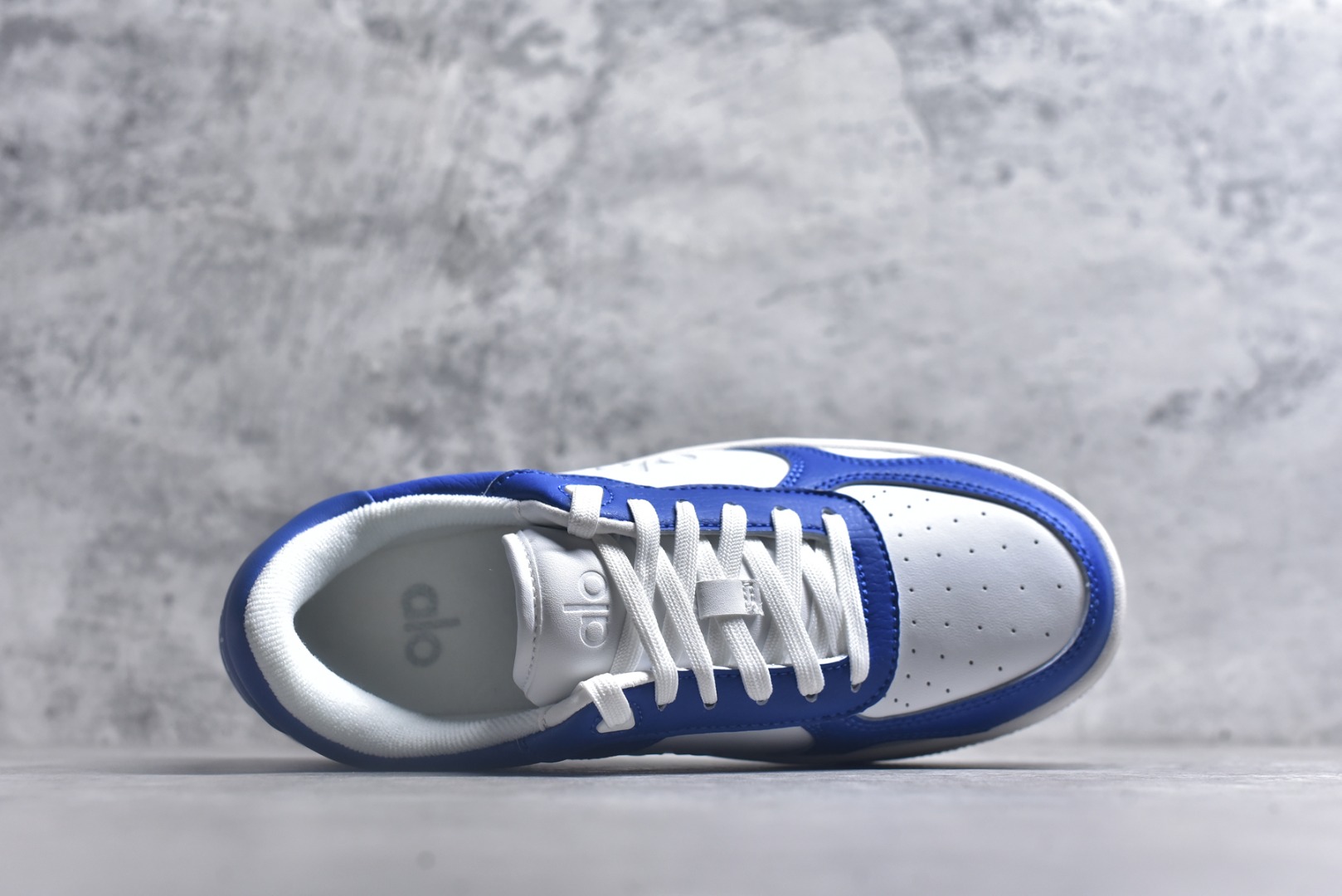 图片[4]-#Alo yoga Alo Recovery Mode 舒适百搭防滑耐磨低帮板鞋 易梦玲 Jisoo智秀等多位明星同款上脚主打各大平台外贸主推大厂采购原材料多处细节一步到位生产细节 一款随意搭配的都好看的鞋子alo采用增高4cm 春夏秋冬四季款舒适简约板鞋 TPU防滑耐磨鞋底 尺码：36 36.5 37 37.5 38 38.5 39 40 41 41.5 42 42.5 43 44 45-选品中心