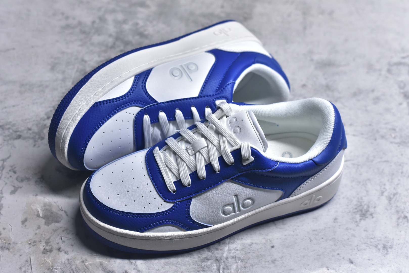 图片[7]-#Alo yoga Alo Recovery Mode 舒适百搭防滑耐磨低帮板鞋 易梦玲 Jisoo智秀等多位明星同款上脚主打各大平台外贸主推大厂采购原材料多处细节一步到位生产细节 一款随意搭配的都好看的鞋子alo采用增高4cm 春夏秋冬四季款舒适简约板鞋 TPU防滑耐磨鞋底 尺码：36 36.5 37 37.5 38 38.5 39 40 41 41.5 42 42.5 43 44 45-选品中心