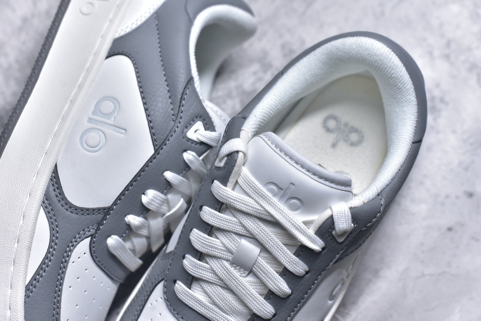 图片[9]-#Alo yoga Alo Recovery Mode 舒适百搭防滑耐磨低帮板鞋 易梦玲 Jisoo智秀等多位明星同款上脚主打各大平台外贸主推大厂采购原材料多处细节一步到位生产细节 一款随意搭配的都好看的鞋子alo采用增高4cm 春夏秋冬四季款舒适简约板鞋 TPU防滑耐磨鞋底 尺码：36 36.5 37 37.5 38 38.5 39 40 41 41.5 42 42.5 43 44 45-选品中心