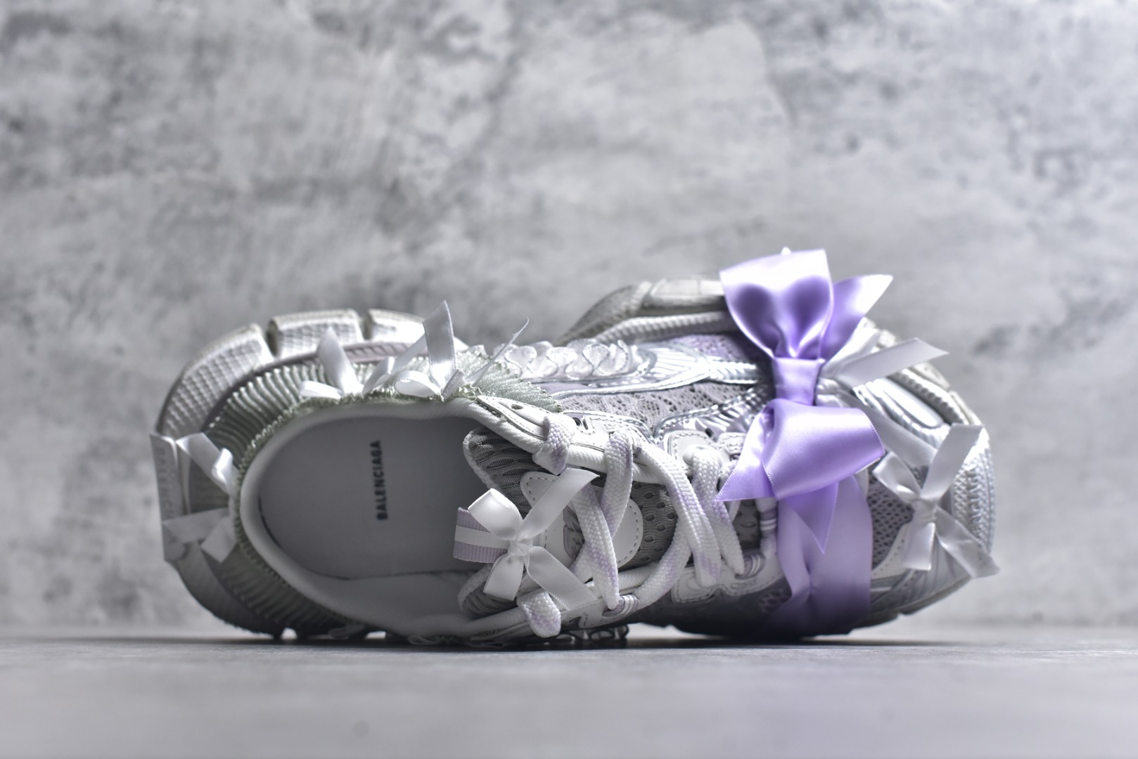 图片[4]-#Balenciaga巴黎世家 3XL Lace 蕾丝蝴蝶结做旧 白色 货号：825468WXLMC9050 尺码：35 36 37 38 39 40-选品中心