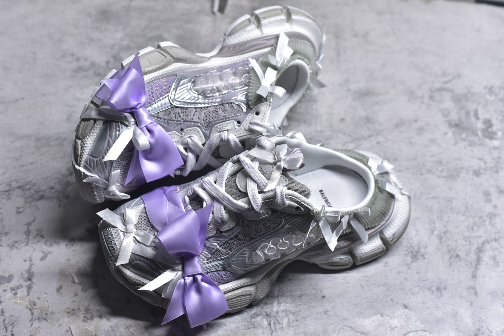 图片[7]-#Balenciaga巴黎世家 3XL Lace 蕾丝蝴蝶结做旧 白色 货号：825468WXLMC9050 尺码：35 36 37 38 39 40-选品中心