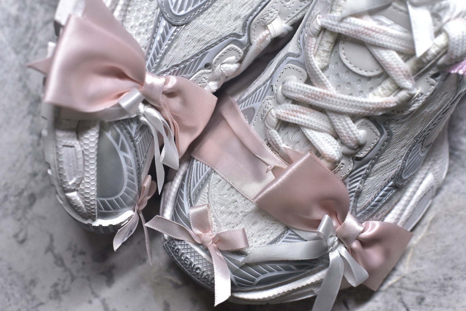 图片[8]-#巴黎世家/Balenciaga 3XL Worn-Out 10代系列老爹运动鞋，做旧蕾丝蝴蝶结 832994 WXLMC 9050 尺码：35-40-选品中心