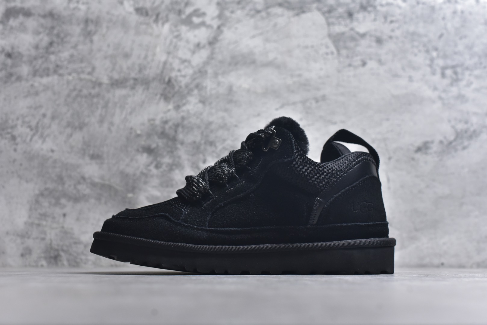 #25新款UGG梅尔低帮面包鞋雪地靴1144032 广州外贸大厂生产鞋头到鞋垫真羊皮毛一体独立外盒包装芯片带防水工艺区别市面任何版本 独立原版开发大底羊绒鞋垫冬季保暖外出家居都是很适合的选择近年uug推出款式系列局部偏向年轻消费者喜好也走到时尚潮流穿搭的前沿鞋身材质防泼水涂层翻毛皮鞋面17毫米UGGPURE™植入式羊毛内底轻便防滑舒适橡胶外底带有品牌LOGO商标带全套包装 尺码：35 36 37 38 39 40-选品中心