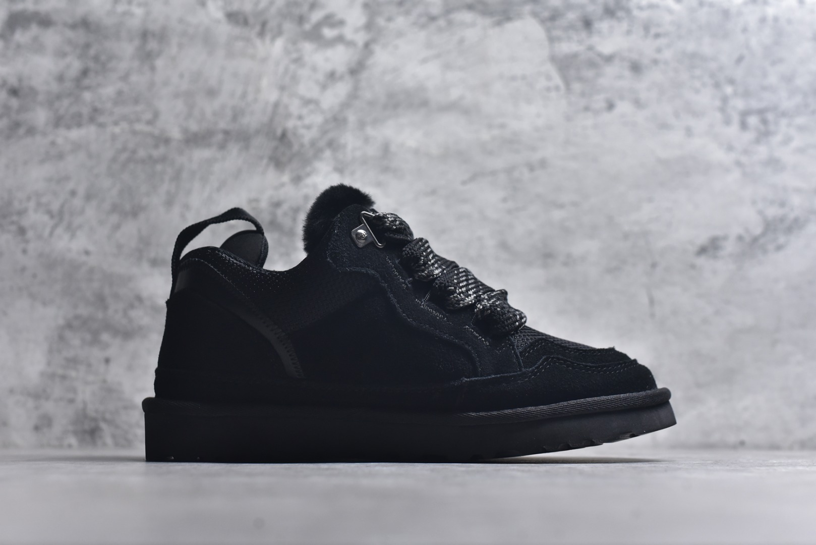 图片[3]-#25新款UGG梅尔低帮面包鞋雪地靴1144032 广州外贸大厂生产鞋头到鞋垫真羊皮毛一体独立外盒包装芯片带防水工艺区别市面任何版本 独立原版开发大底羊绒鞋垫冬季保暖外出家居都是很适合的选择近年uug推出款式系列局部偏向年轻消费者喜好也走到时尚潮流穿搭的前沿鞋身材质防泼水涂层翻毛皮鞋面17毫米UGGPURE™植入式羊毛内底轻便防滑舒适橡胶外底带有品牌LOGO商标带全套包装 尺码：35 36 37 38 39 40-选品中心