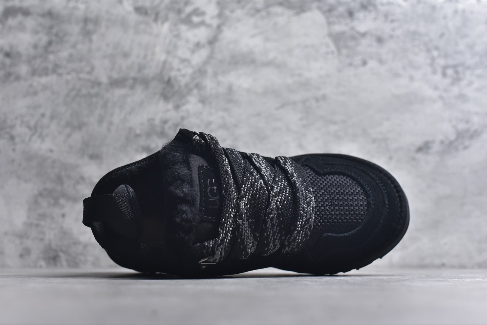 图片[4]-#25新款UGG梅尔低帮面包鞋雪地靴1144032 广州外贸大厂生产鞋头到鞋垫真羊皮毛一体独立外盒包装芯片带防水工艺区别市面任何版本 独立原版开发大底羊绒鞋垫冬季保暖外出家居都是很适合的选择近年uug推出款式系列局部偏向年轻消费者喜好也走到时尚潮流穿搭的前沿鞋身材质防泼水涂层翻毛皮鞋面17毫米UGGPURE™植入式羊毛内底轻便防滑舒适橡胶外底带有品牌LOGO商标带全套包装 尺码：35 36 37 38 39 40-选品中心