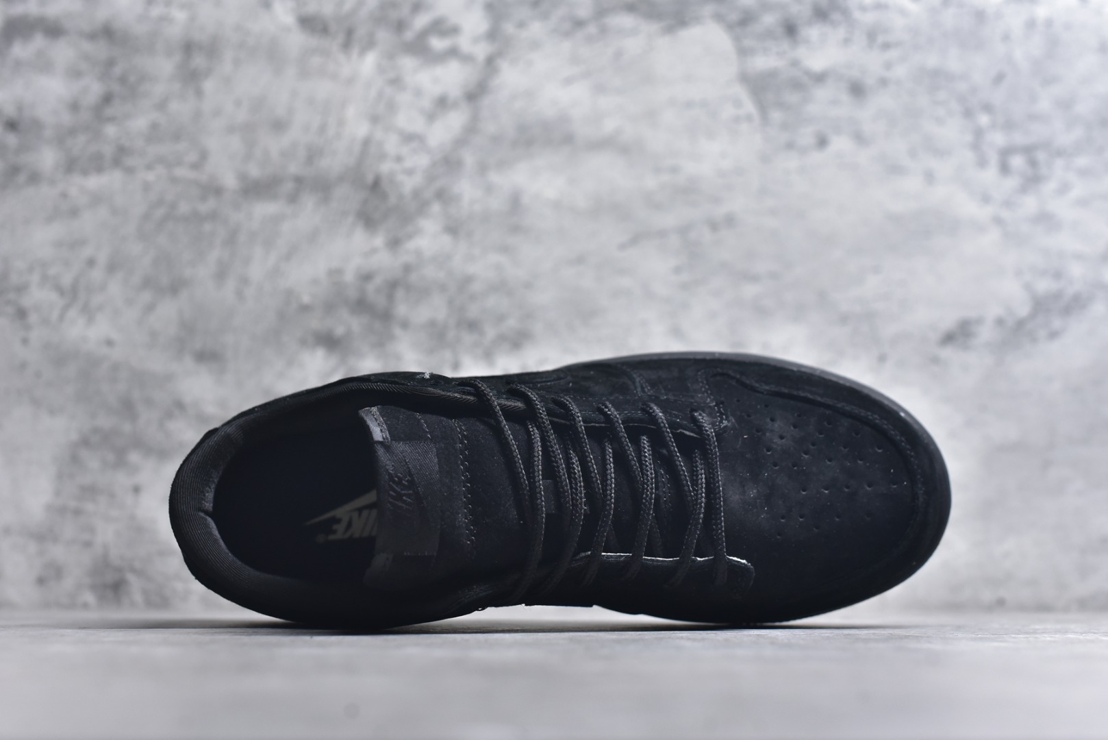 图片[4]-#海外爆款限量发售！高端定制Nike SB Dunk Low “Superme联名——黑色猪八” 高端定制 低帮休闲板鞋 定制鞋盒 大厂纯原品质出货 超高清洁度 皮料切割干净无任何毛边 细节完美 货号：SD8888-004 尺码：36 36.5 37.5 38 38.5 39 40 40.5 41 42 42.5 43 44 44.5 45-选品中心