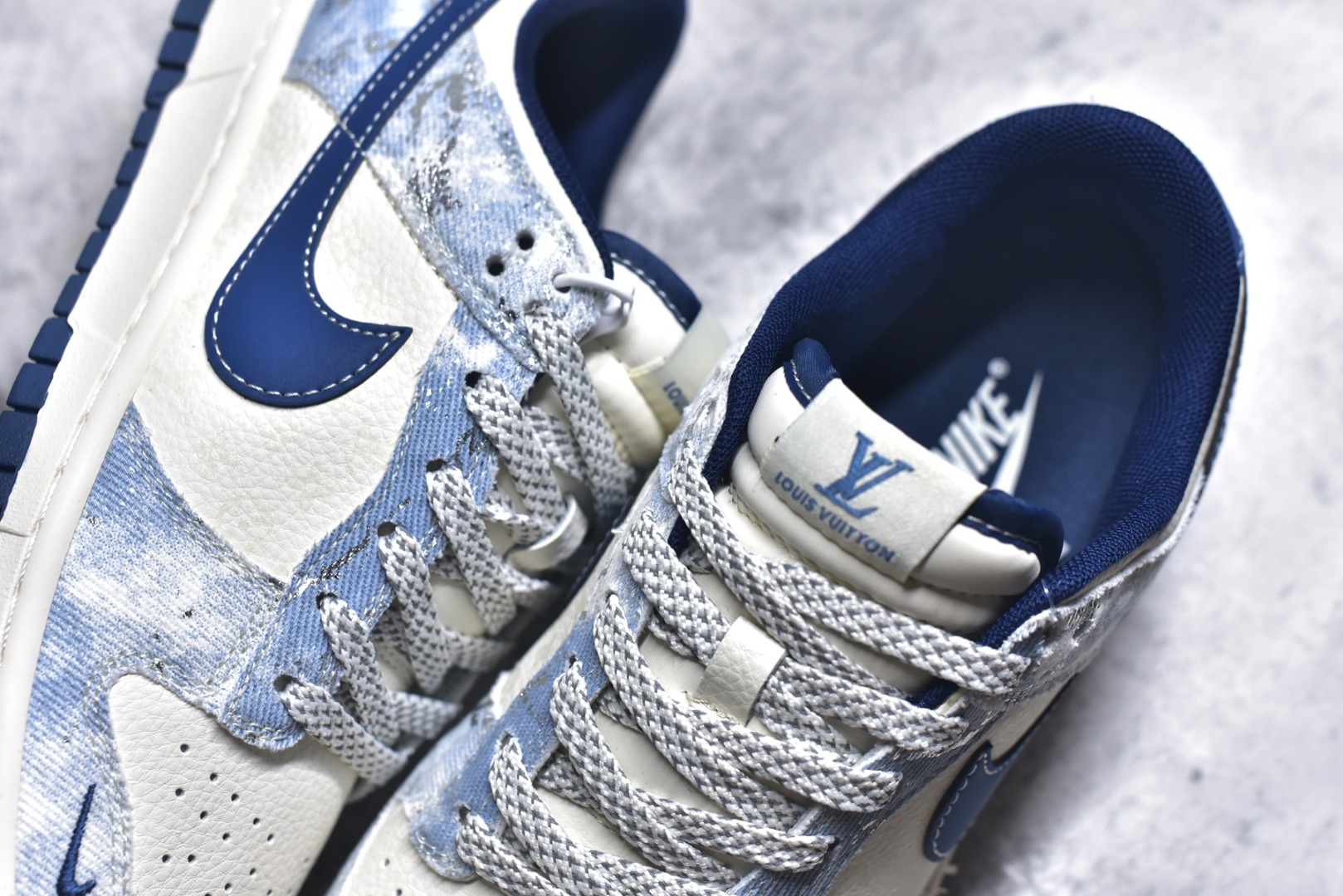 图片[9]-#海外爆款限量发售！Nike Air Dunk LOW 1“LV联名——今年最流行配色搭配，海外潮流爆款 低帮 复古 减震 防滑 耐磨 篮球鞋 定制鞋盒 大厂纯原品质出货 超高清洁度 皮料切割干净无任何毛边 细节完美 货号：JP1628-019 尺码：36 36.5 37.5 38 38.5 39 40 40.5 41 42 42.5 43 44 44.5 45-选品中心