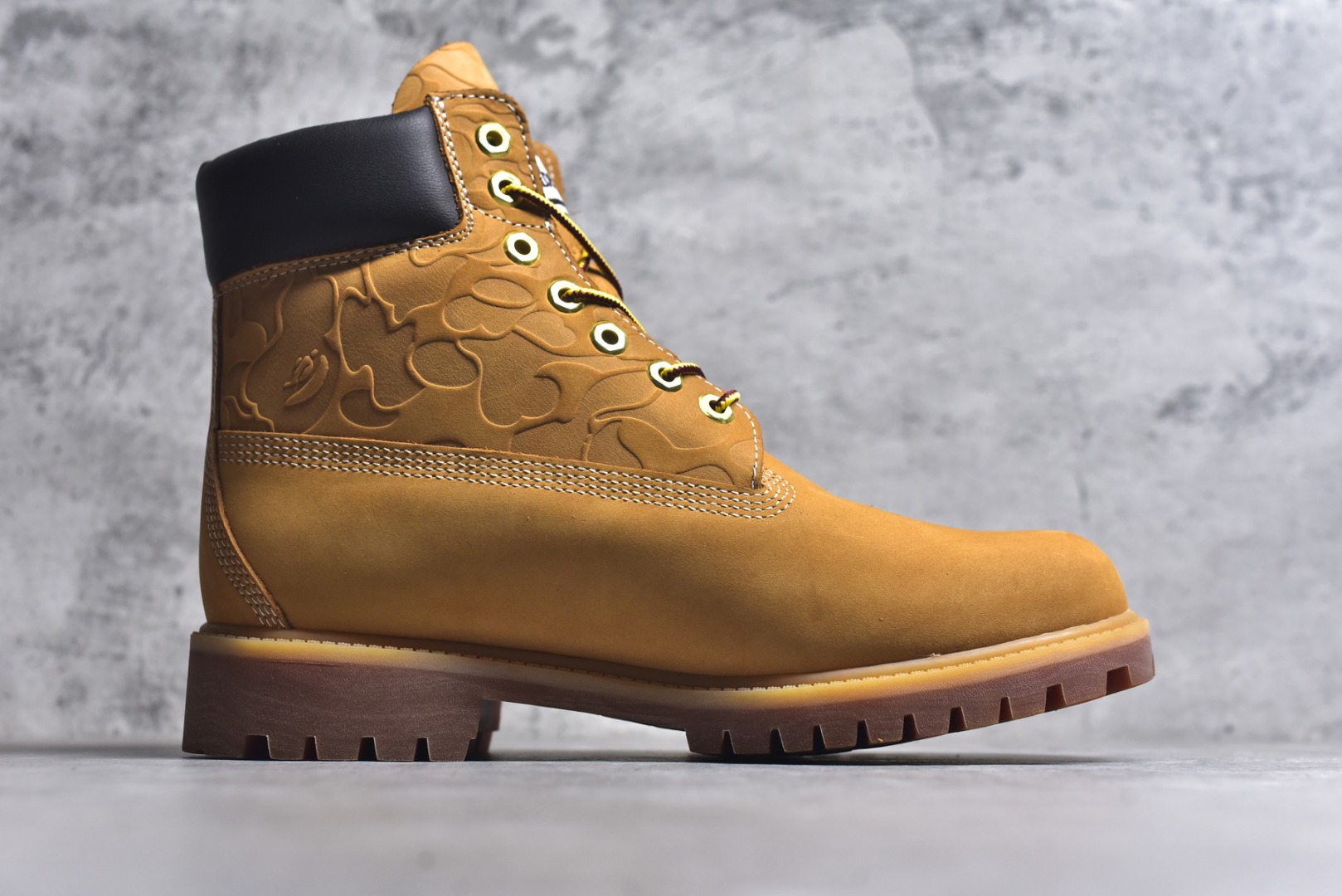 图片[3]-#X1 中山纯原顶级版本 市面独家款式配色 Timberland 添柏岚/天伯伦 猿人头三方联名 中山宝元工厂原档数据开发 国外海淘全球购香港直邮代购专供渠道 原单进口防水磨砂牛皮 全能防水 原版注塑大底 进口五金拉链 配带全套包装配件 尺码：35 36 37 38 39 39.5 40 41 42 43 44 45 男鞋偏大一码-选品中心