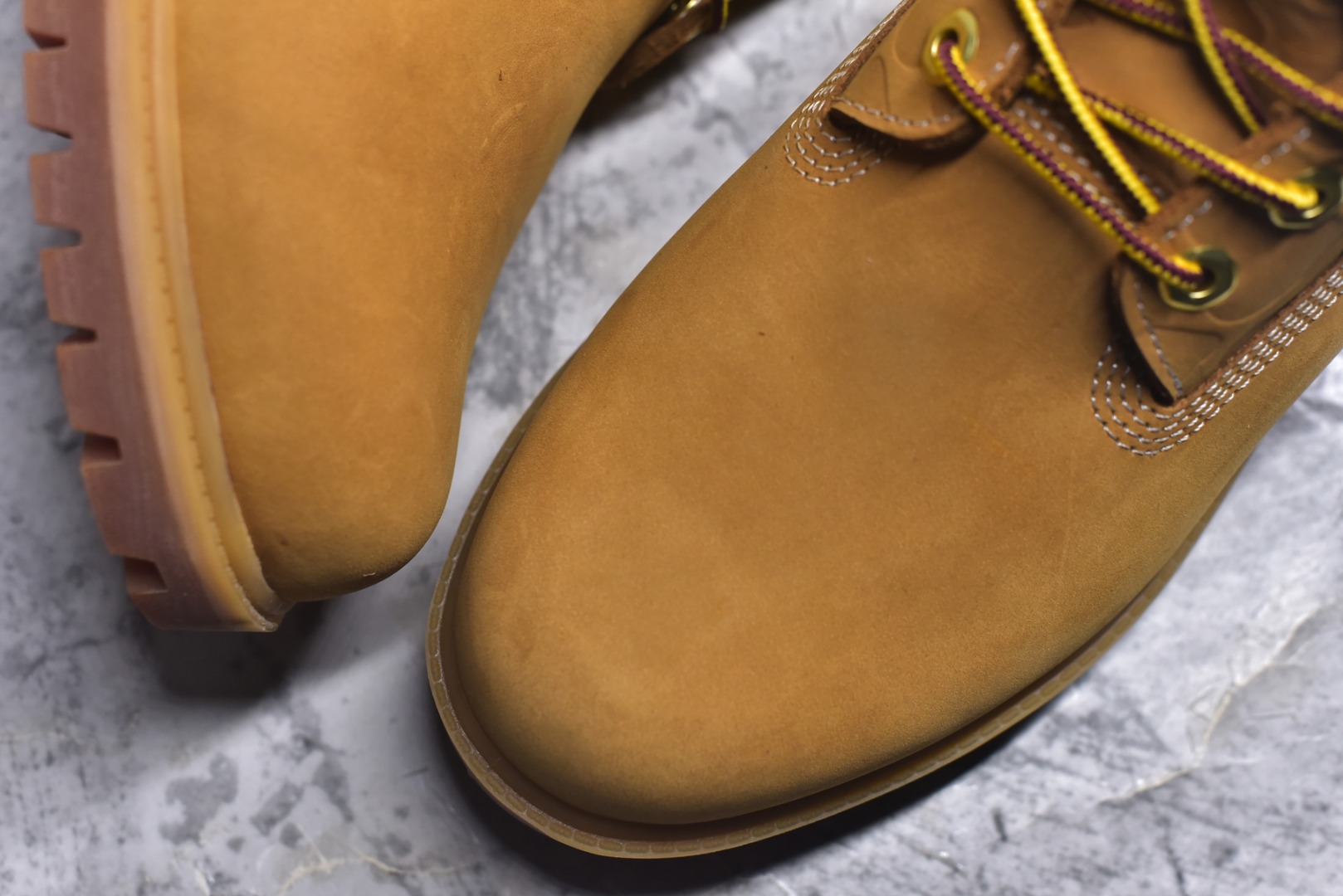 图片[8]-#X1 中山纯原顶级版本 市面独家款式配色 Timberland 添柏岚/天伯伦 猿人头三方联名 中山宝元工厂原档数据开发 国外海淘全球购香港直邮代购专供渠道 原单进口防水磨砂牛皮 全能防水 原版注塑大底 进口五金拉链 配带全套包装配件 尺码：35 36 37 38 39 39.5 40 41 42 43 44 45 男鞋偏大一码-选品中心