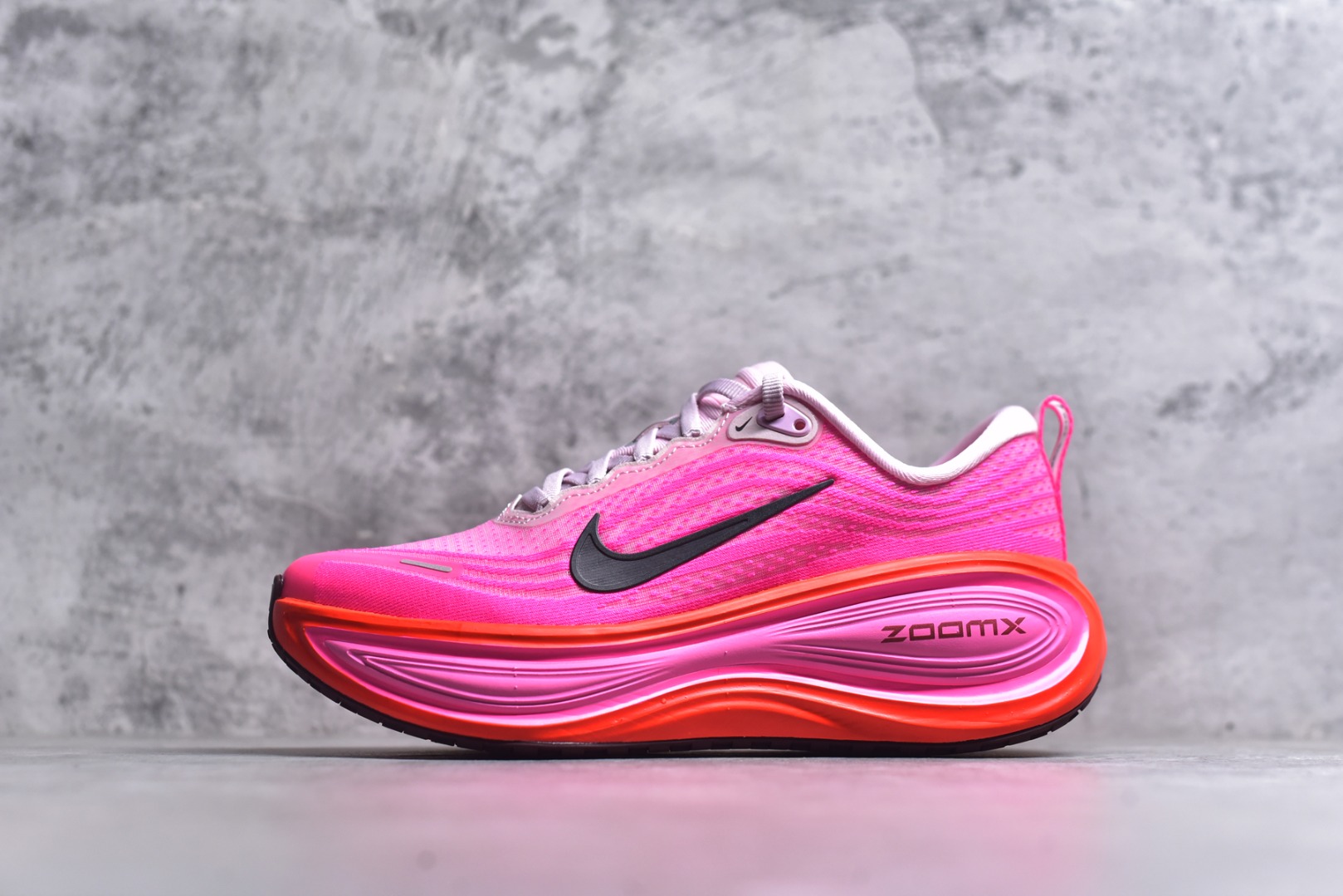 #NIKE VOMERO PLUS V18PLUS 登月 粉色 HV8154-604 女鞋 36 36.5 37.5 38 38.5 39 40-选品中心