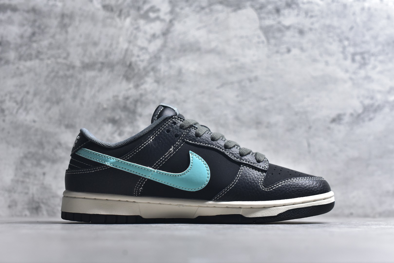 图片[3]-#海外爆款限量发售！公司级 Nike SB Dunk Low周年高端定制 低帮休闲板鞋 定制鞋盒 大厂纯原品质出货 超高清洁度 皮料切割干净无任何毛边 细节完美 货号：JP1628-033 尺码：36 36.5 37.5 38 36.5 39 40 40.5 41 42 42.5 43 44 44.5 45-选品中心