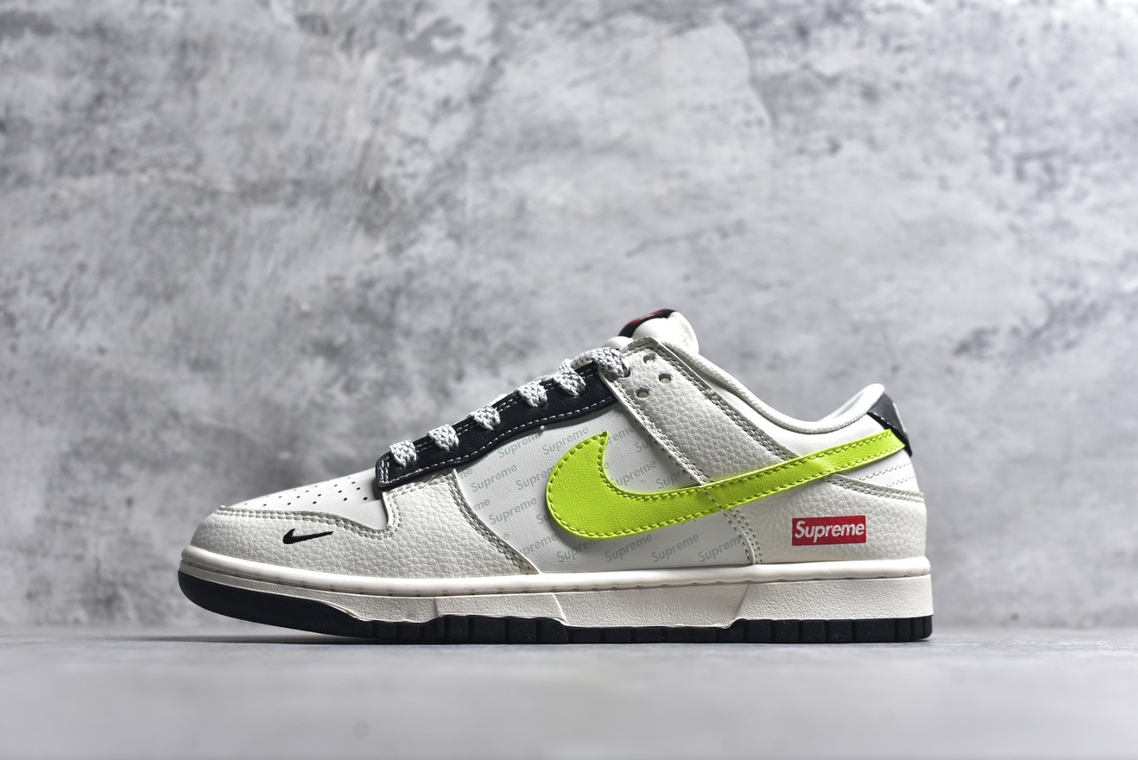 #海外爆款限量发售！Nike SB Dunk Low“Supreme联名——荧光绿勾” 周年高端定制 低帮休闲板鞋 定制鞋盒 大厂纯原品质出货 超高清洁度 皮料切割干净无任何毛边 细节完美 货号：XS6089-625 尺码：36 36.5 37.5 38 38.5 39 40 40.5 41 42 42.5 43 44 44.5 45-选品中心