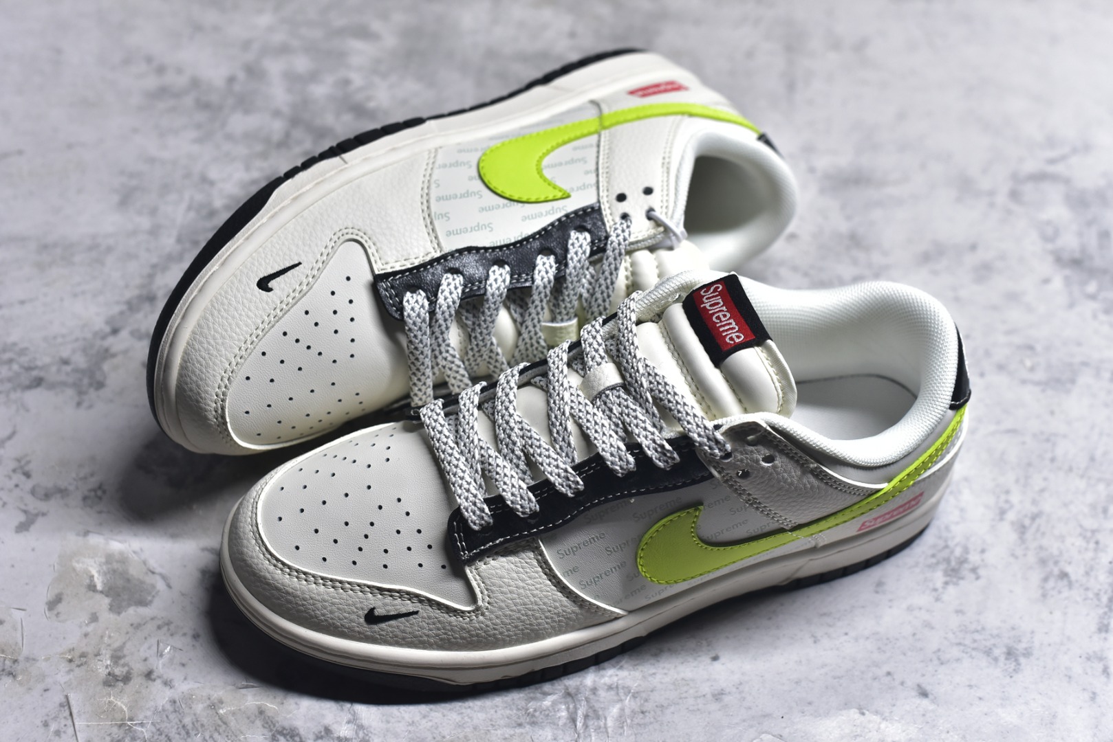 图片[7]-#海外爆款限量发售！Nike SB Dunk Low“Supreme联名——荧光绿勾” 周年高端定制 低帮休闲板鞋 定制鞋盒 大厂纯原品质出货 超高清洁度 皮料切割干净无任何毛边 细节完美 货号：XS6089-625 尺码：36 36.5 37.5 38 38.5 39 40 40.5 41 42 42.5 43 44 44.5 45-选品中心