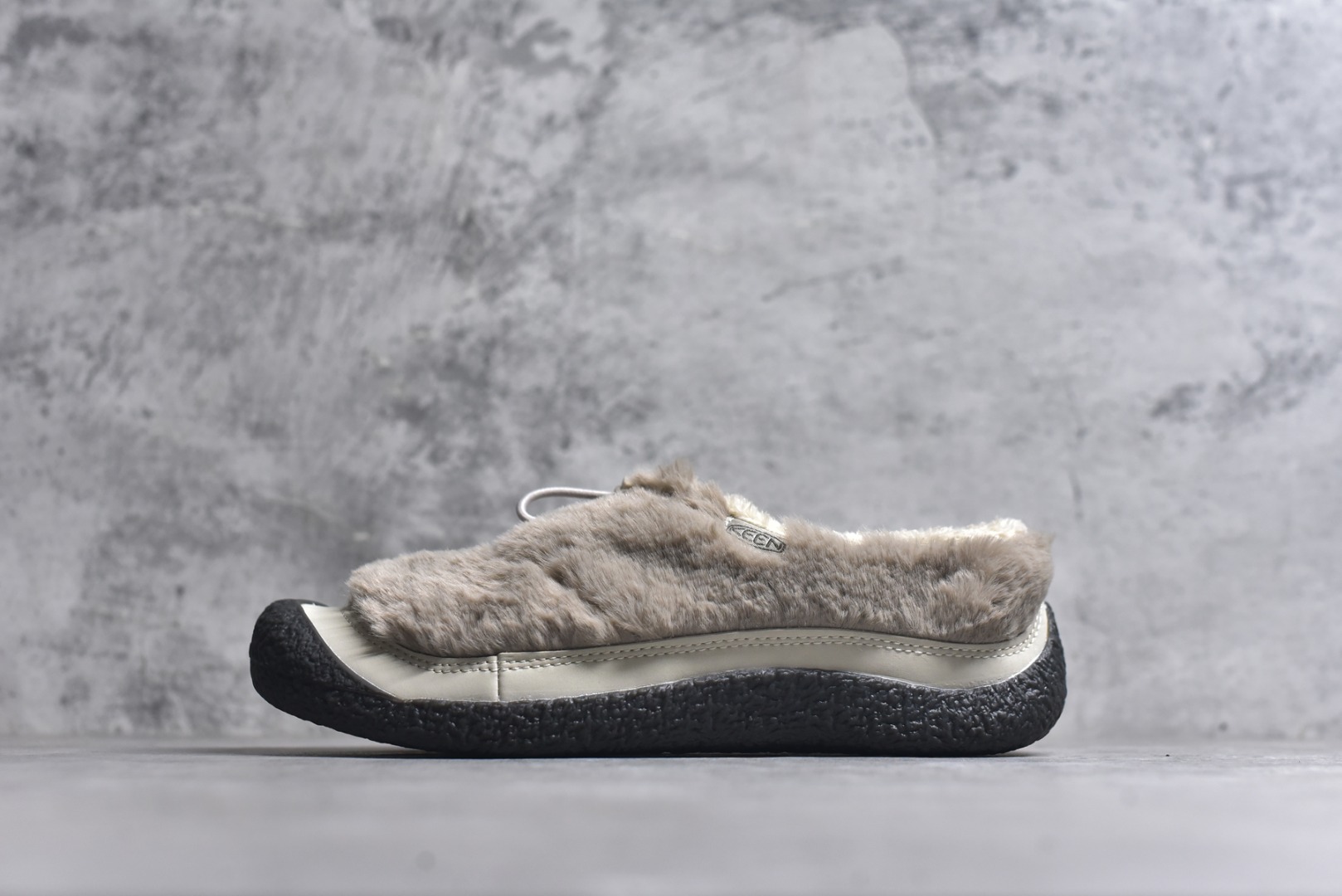 #KEEN Howser 3 Slide 小羊蹄 保暖舒适 户外休闲 防滑耐磨 低帮 生活休闲鞋 尺码：36-45-选品中心