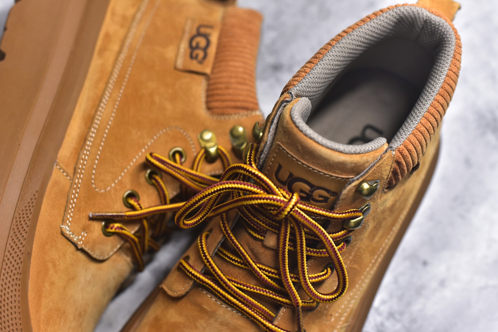 图片[9]-#美国轻奢品牌【UGG】 M Tasman Weather Hybrid 塔斯曼混合系列中帮厚底轻量休闲马丁靴 男士高帮休闲马丁靴系列代购专供品质 高弹Modern 外置防滑橡塑发泡超轻大底 系带设计 穿脱十分方便 采用TPU模压定型头层牛皮真皮鞋面材质 EVA轻翼科技外底防滑,耐磨性和良好的弹性 货号： U98081216 尺码：39 40 41 42 43 44-选品中心