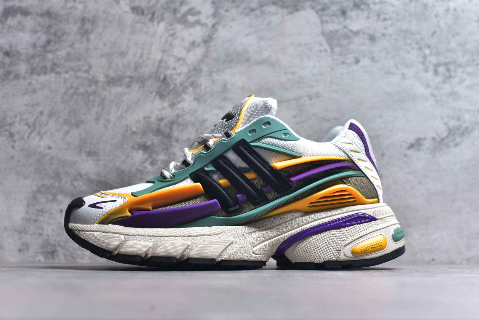 #Pharrell Williams x adidas Adistar Jellyfish 水母鞋 时尚舒适 耐磨透气 低帮 老爹鞋 白绿黑 JP9270 男女鞋 36 36.5 37 38 38.5 39 40 40.5 41 42 42.5 43 44 44.5 45 46 47-选品中心