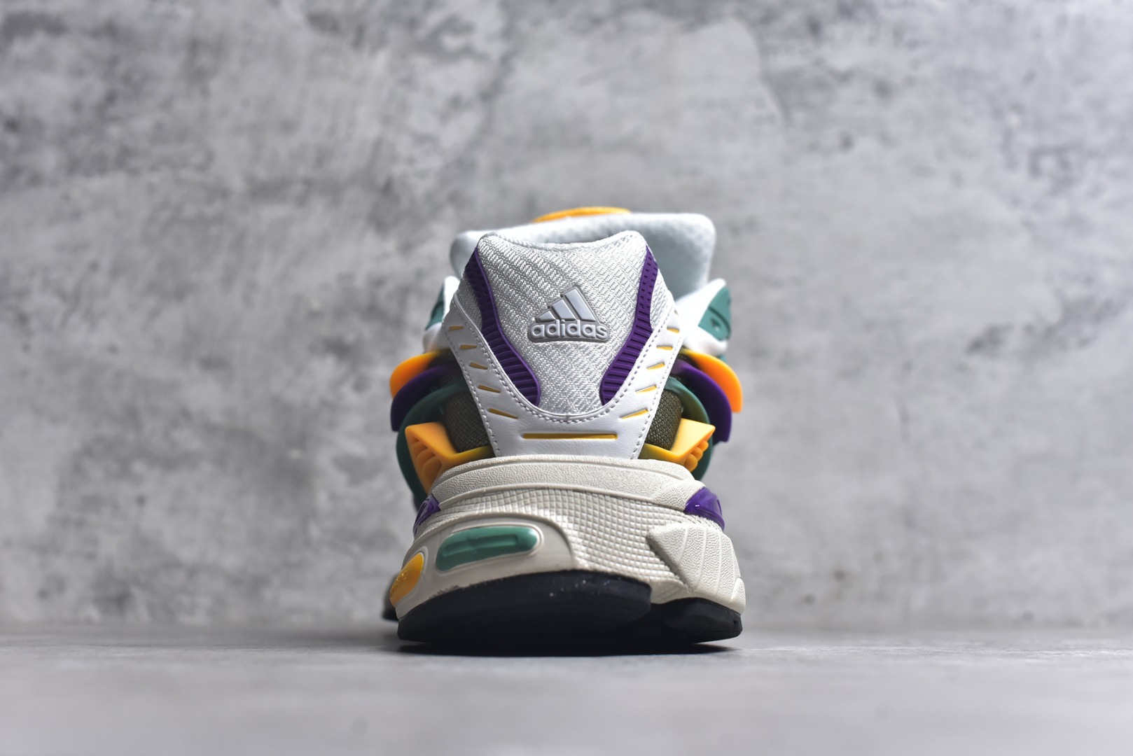 图片[5]-#Pharrell Williams x adidas Adistar Jellyfish 水母鞋 时尚舒适 耐磨透气 低帮 老爹鞋 白绿黑 JP9270 男女鞋 36 36.5 37 38 38.5 39 40 40.5 41 42 42.5 43 44 44.5 45 46 47-选品中心