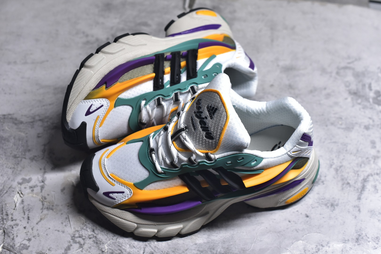 图片[7]-#Pharrell Williams x adidas Adistar Jellyfish 水母鞋 时尚舒适 耐磨透气 低帮 老爹鞋 白绿黑 JP9270 男女鞋 36 36.5 37 38 38.5 39 40 40.5 41 42 42.5 43 44 44.5 45 46 47-选品中心