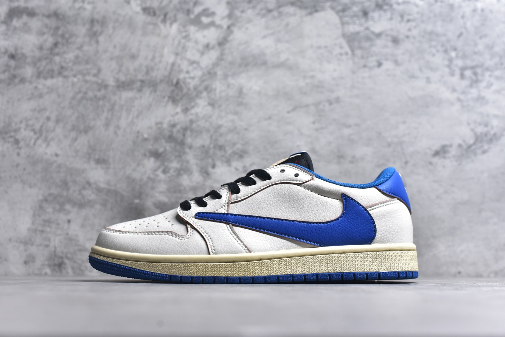 #Travis Scott x Fragment Design x Jordan Air Jordan 1 Low OG SP 倒钩 尺码:36 36.5 37.5 38 38.5 39 40 40.5 41 42 42.5 43 44 44.5 45-选品中心