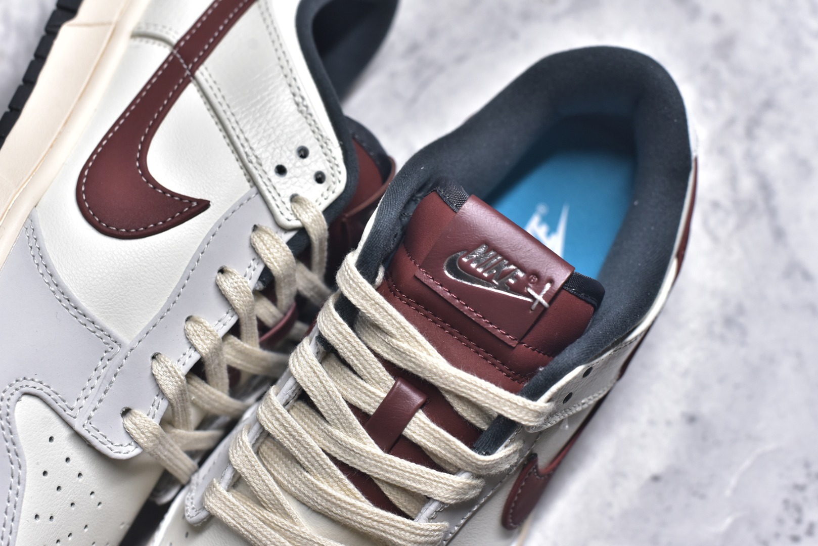 图片[9]-#Nike Dunk SB Low 耐克 SB 低帮 奶白红棕 舒适百搭防滑耐磨低邦休闲板鞋 鞋款整体以奶白色皮革打造搭配白色皮革框架覆盖层，营造出层次分明的质感，尽显复古韵味；鞋身两侧Swoosh Logo采用红棕色点缀，鞋舌上Nike Swoosh Logos则以白色妆点，简约而不失格调；后跟Nike字样则以银色烫印示人，最后以奶b白色中底搭配黑色橡胶外底完善整体设计收尾，整体复古氛围感直接拉满。 货号：IM6670-202 尺码：36 36.5 37.5 38 38.5 39 40 40.5 41 42 42.5 43 44 44.5 45 46-选品中心