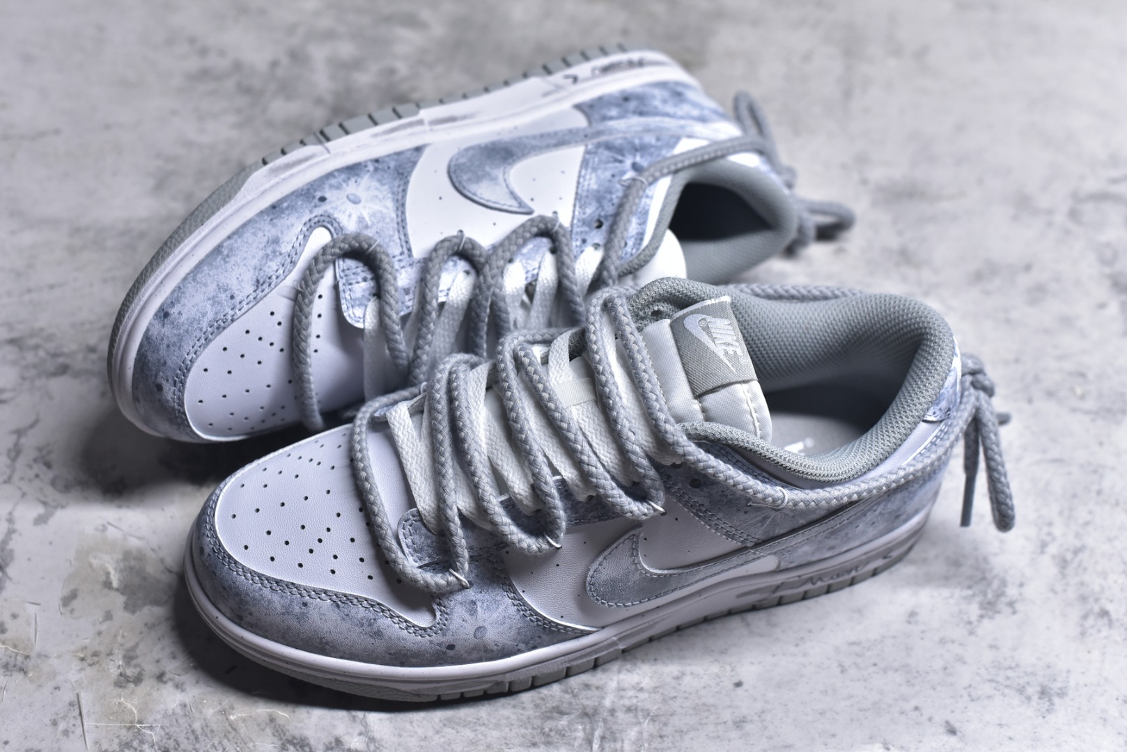 图片[7]-#Nike SB Dunk Low 绑带 周年高端定制 低帮休闲板鞋 DD1873-113 #定制鞋盒 大厂纯原品质出货 超高清洁度 皮料切割干净无任何毛边 细节完美 尺码：40 40.5 41 42 42.5 43 44 44.5 45 46 9.E5-选品中心