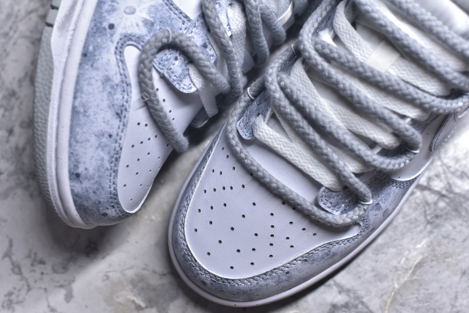 图片[8]-#Nike SB Dunk Low 绑带 周年高端定制 低帮休闲板鞋 DD1873-113 #定制鞋盒 大厂纯原品质出货 超高清洁度 皮料切割干净无任何毛边 细节完美 尺码：40 40.5 41 42 42.5 43 44 44.5 45 46 9.E5-选品中心