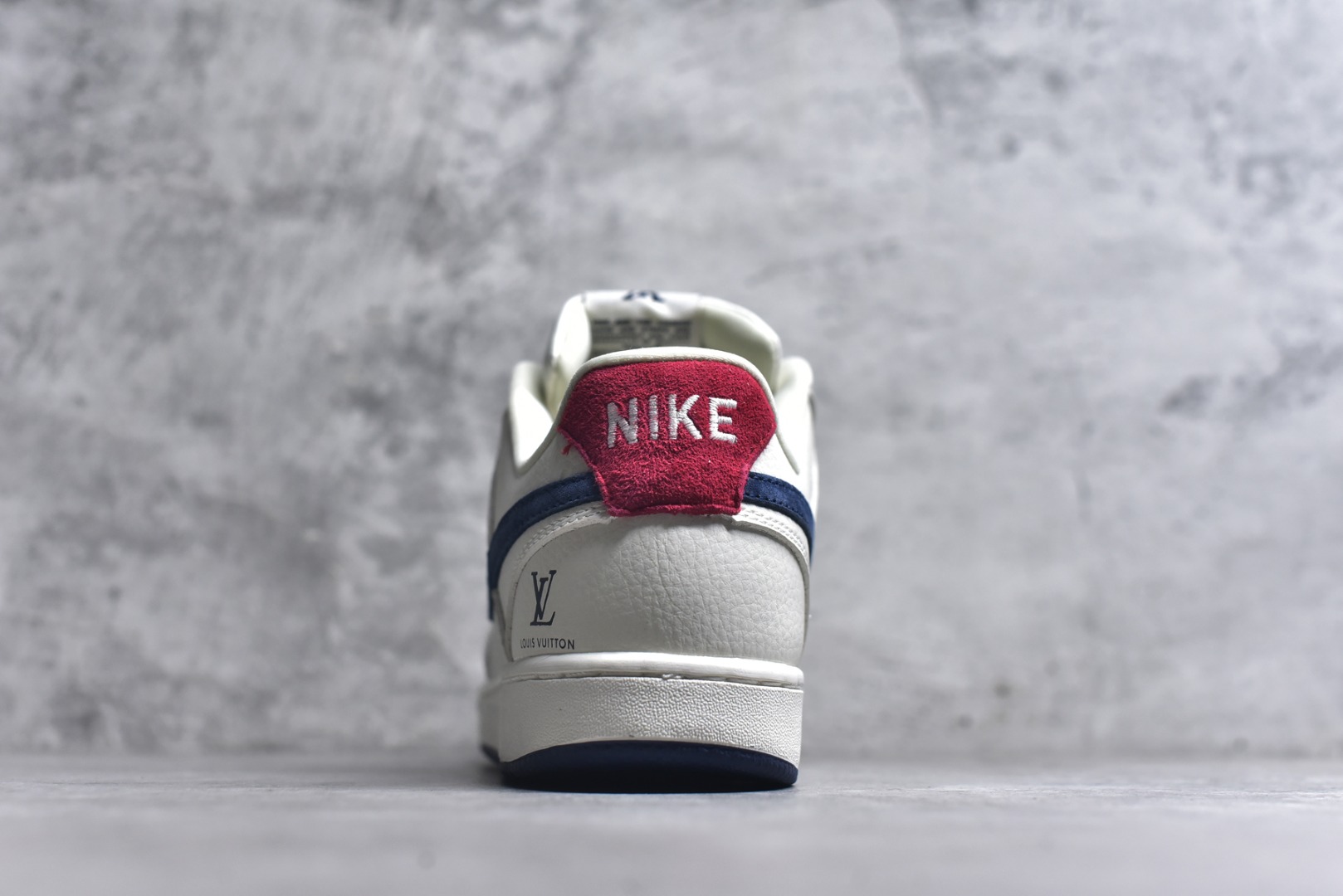 图片[5]-#Nike Court Borough 低帮百搭透气休闲运动板鞋男女鞋 经典耐用的设计，兼顾舒适脚感和出众风范，演绎匠心之作。结构性的支撑贴合感结合复古篮球设计，塑就场外全明星风范。 货号：FD5188-222 尺码：36 36.5 37.5 38 38.5 39 40 40.5 41 42 42.5 43 44 44.5 45-选品中心