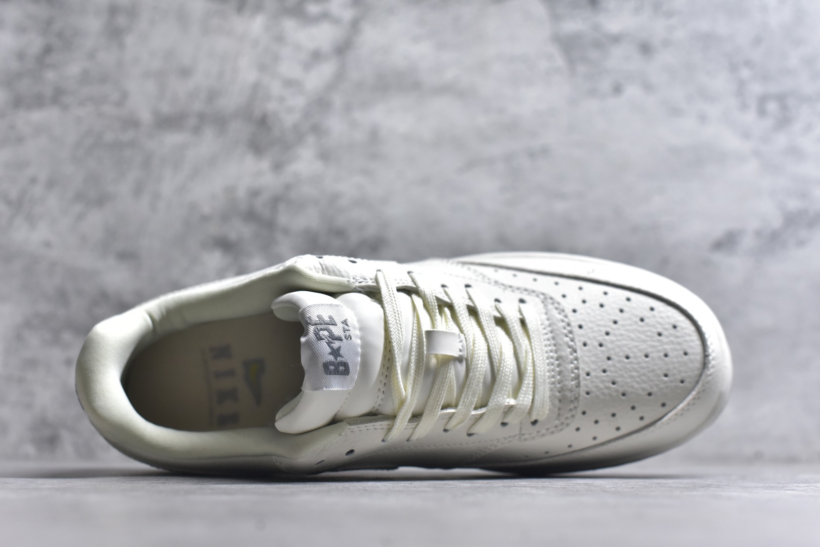 图片[4]-#NIKE EBERNON Low prm 猿人头配色 小空军低帮百搭透气休闲运动板鞋 独家头层版本 原数据独家私模大底 纯正版型 清洁度完美 货号 FD5188-333 尺码：36 36.5 37.5 38 38.5 39 40 40.5 41 42 42.5 43 44 44.5 45-选品中心
