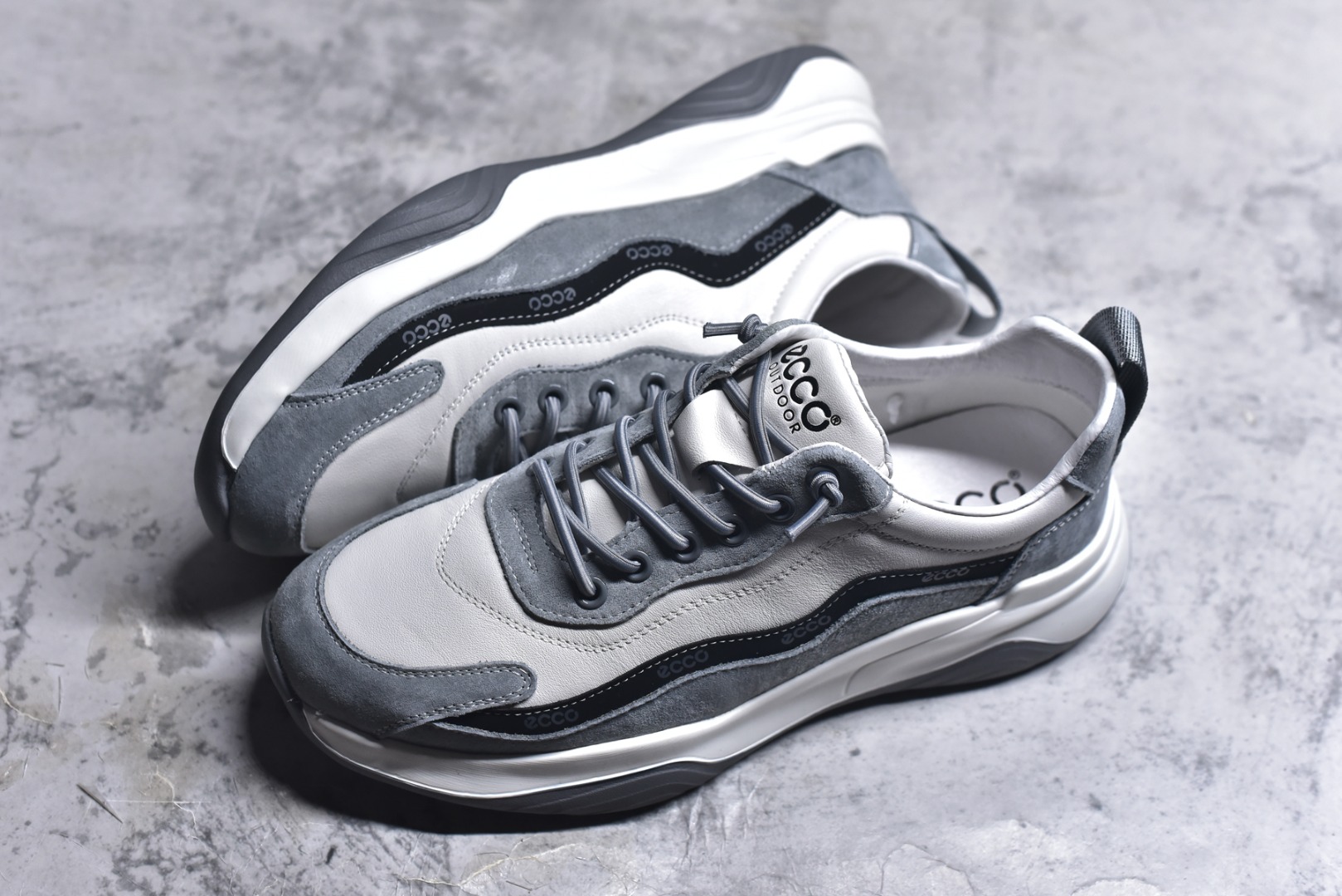 图片[7]-#Ecco 爱步秋冬款 柔酷8号系列运动休闲鞋 #经典和现代工艺品质融合 精选小牛皮面料 百搭休闲老爹鞋 舒适性相当不错 版型楦型非常到位上脚 专柜热销款 独有鞋型设计 特有LOGO车边 特别有型 北欧风格 舒适 休闲保暖 超弹性 耐磨 减震 按摩大底(PU+TPU 组合）经典潮流 随意搭配！ 货号：996637 尺码：38 39 40 41 42 43 44 皮鞋码-选品中心