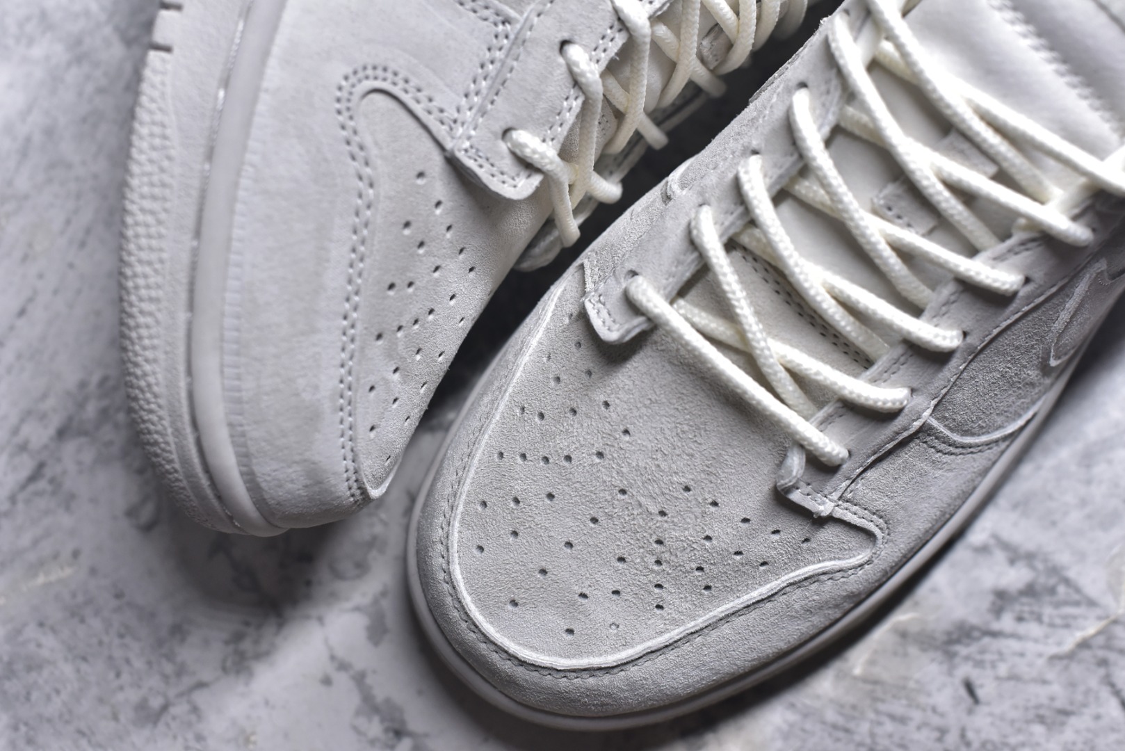 图片[8]-#海外爆款限量发售！高端定制Nike SB Dunk Low “Superme联名——浅骨白” 高端定制 低帮休闲板鞋 定制鞋盒 大厂纯原品质出货 超高清洁度 皮料切割干净无任何毛边 细节完美 货号：DD1988-005 尺码：36 36.5 37.5 38 38.5 39 40 40.5 41 42 42.5 43 44 44.5 45-选品中心