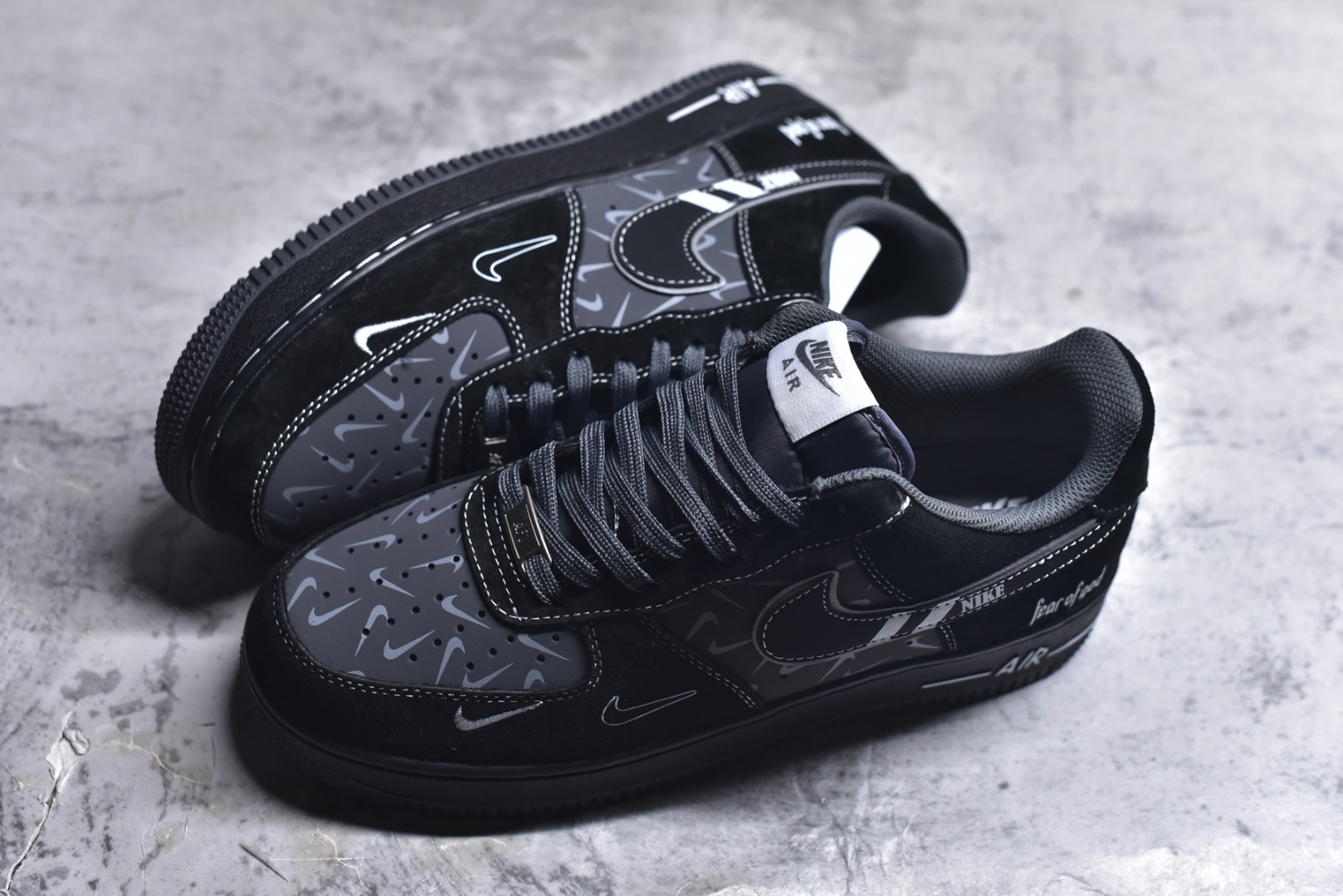 图片[7]-#Nike Air Force 1\’07 Low 黑乱勾 空军一号低帮休闲板鞋 DD8585-200 #原楦头原纸板 原装鞋盒 定制五金配件 内置全掌气垫 原厂鞋底 尺码：36 36.5 37.5 38 38.5 39 40 40.5 41 42 42.5 43 44 44.5 45 9.D4-选品中心