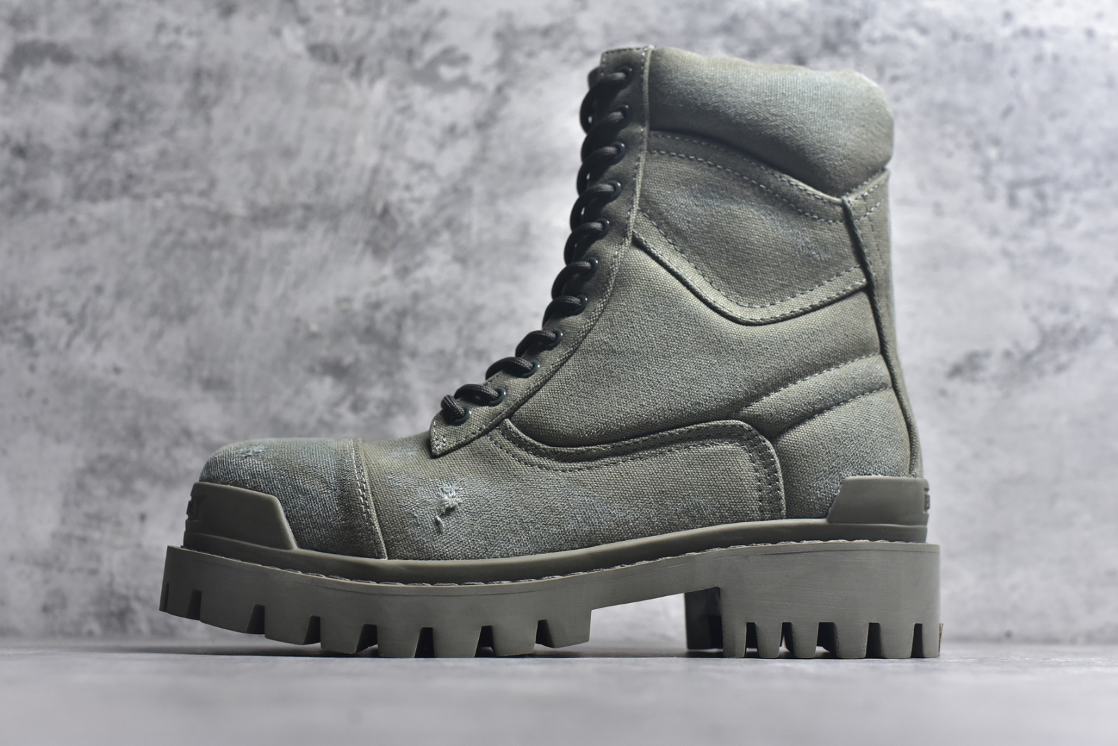 #巴黎世家/Balenciaga Combat Strike Boot L20系列增高靴， 军绿 786135 W2EU2 1028，53050t 尺码：39 40 41 42 43 44 45（偏大一码）-选品中心