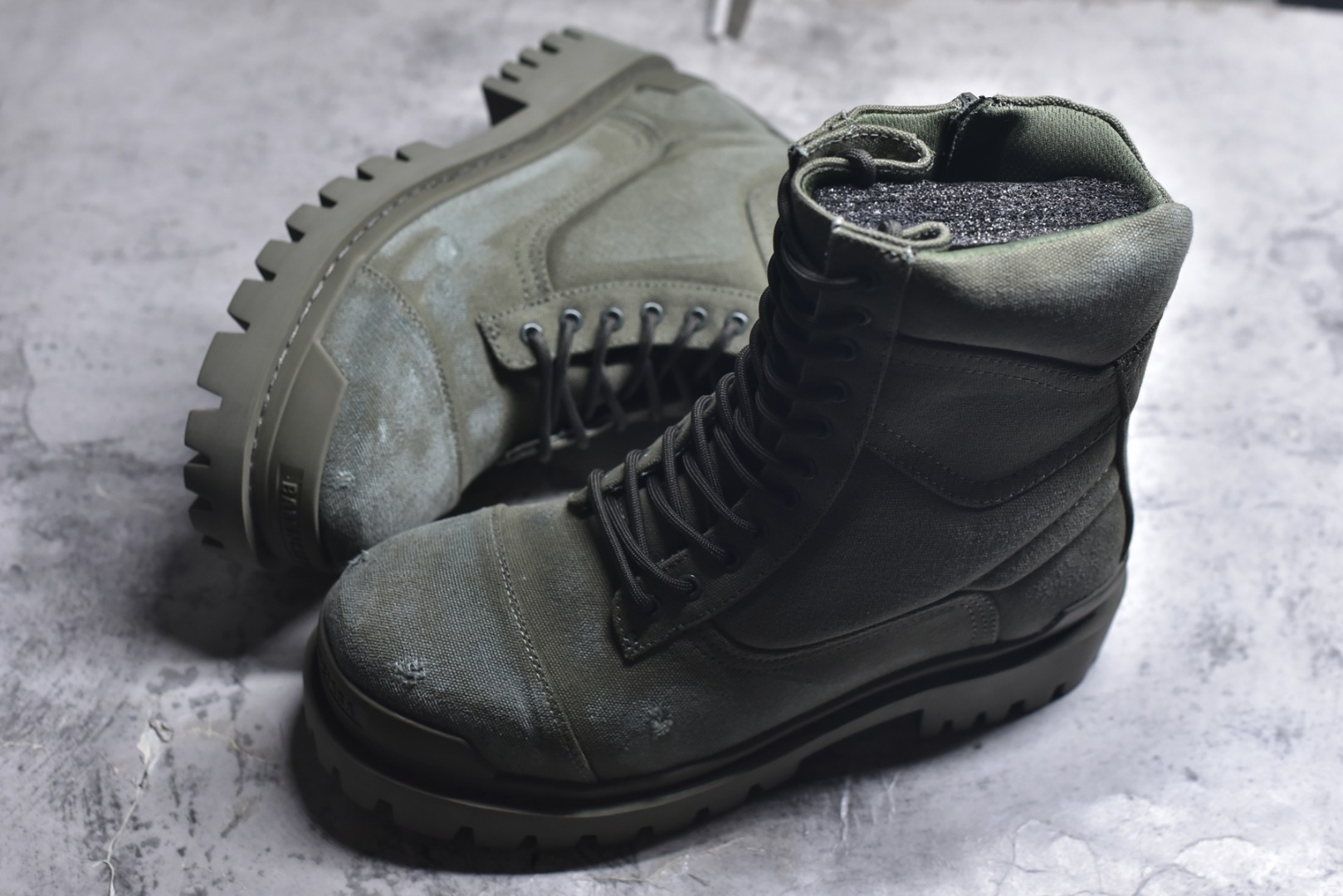 图片[7]-#巴黎世家/Balenciaga Combat Strike Boot L20系列增高靴， 军绿 786135 W2EU2 1028，53050t 尺码：39 40 41 42 43 44 45（偏大一码）-选品中心