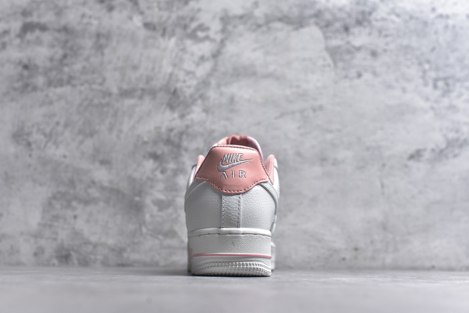 图片[5]-#Nike Air Force1 07 low #原楦头原纸板 打造纯正空军版型 #专注外贸渠道 全掌内置蜂窝气垫 #原盒配件 原厂中底钢印、拉帮完美 货号：HV4403 601 尺码：36 36.5 37.5 38 38.5 39 40-选品中心