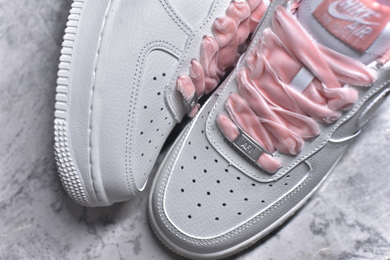 图片[8]-#Nike Air Force1 07 low #原楦头原纸板 打造纯正空军版型 #专注外贸渠道 全掌内置蜂窝气垫 #原盒配件 原厂中底钢印、拉帮完美 货号：HV4403 601 尺码：36 36.5 37.5 38 38.5 39 40-选品中心
