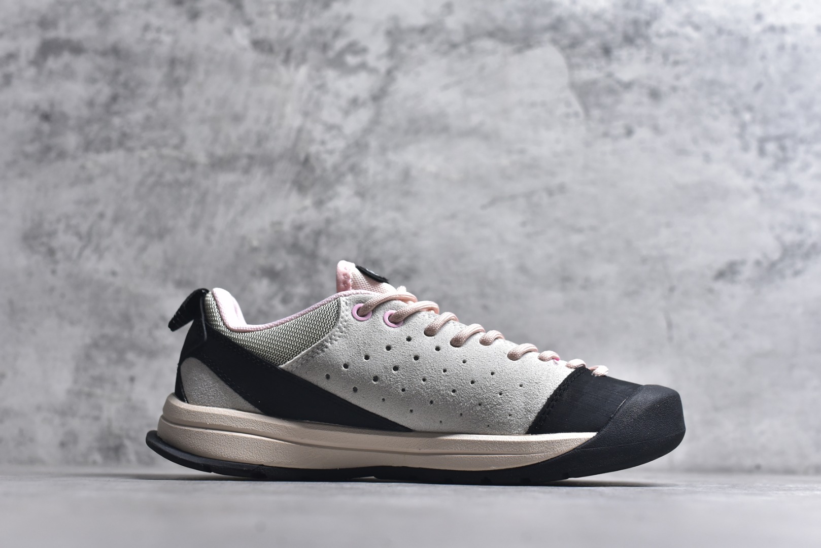 图片[3]-#KEEN 科恩 Jasper Rocks 山系户外鞋 日系街头复古风 原单货 极力推荐版本 可以暴走2w步的丑鞋第一眼丑萌丑萌 一上脚真香! 平台代购专供 官网一致包装原版鞋垫舒适度一级棒 回弹好牛皮鞋身的包裹性hin好 透气舒适徒步登山 citywalk选它准没错 鞋底足够软 回弹性不错 配送原版替换鞋带 多姿多彩 货号：1031197 尺码：35.5-40-选品中心