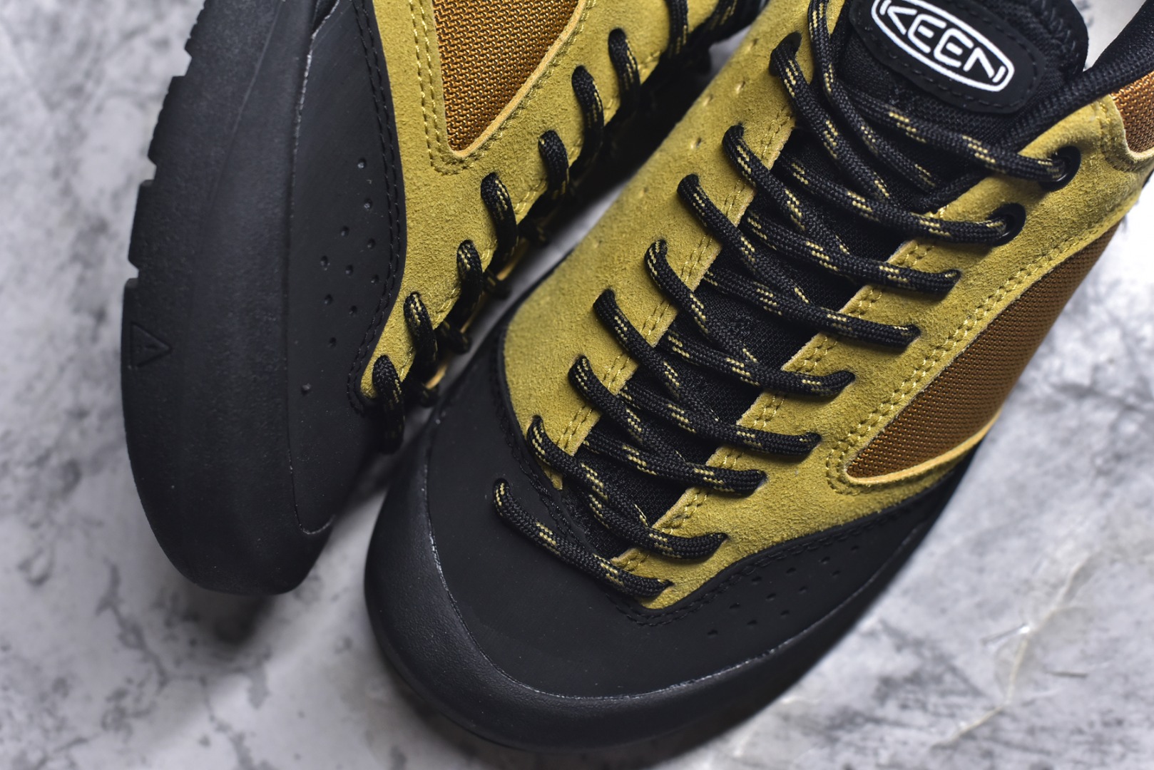 图片[8]-#KEEN 科恩 Jasper Rocks 山系户外鞋 日系街头复古风 原单货 极力推荐版本 可以暴走2w步的丑鞋第一眼丑萌丑萌 一上脚真香! 平台代购专供 官网一致包装原版鞋垫舒适度一级棒 回弹好牛皮鞋身的包裹性hin好 透气舒适徒步登山 citywalk选它准没错 鞋底足够软 回弹性不错 配送原版替换鞋带 多姿多彩 货号：1031193 尺码：35.5-40-选品中心