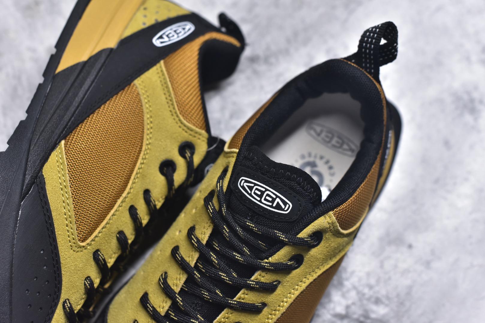 图片[9]-#KEEN 科恩 Jasper Rocks 山系户外鞋 日系街头复古风 原单货 极力推荐版本 可以暴走2w步的丑鞋第一眼丑萌丑萌 一上脚真香! 平台代购专供 官网一致包装原版鞋垫舒适度一级棒 回弹好牛皮鞋身的包裹性hin好 透气舒适徒步登山 citywalk选它准没错 鞋底足够软 回弹性不错 配送原版替换鞋带 多姿多彩 货号：1031193 尺码：35.5-40-选品中心