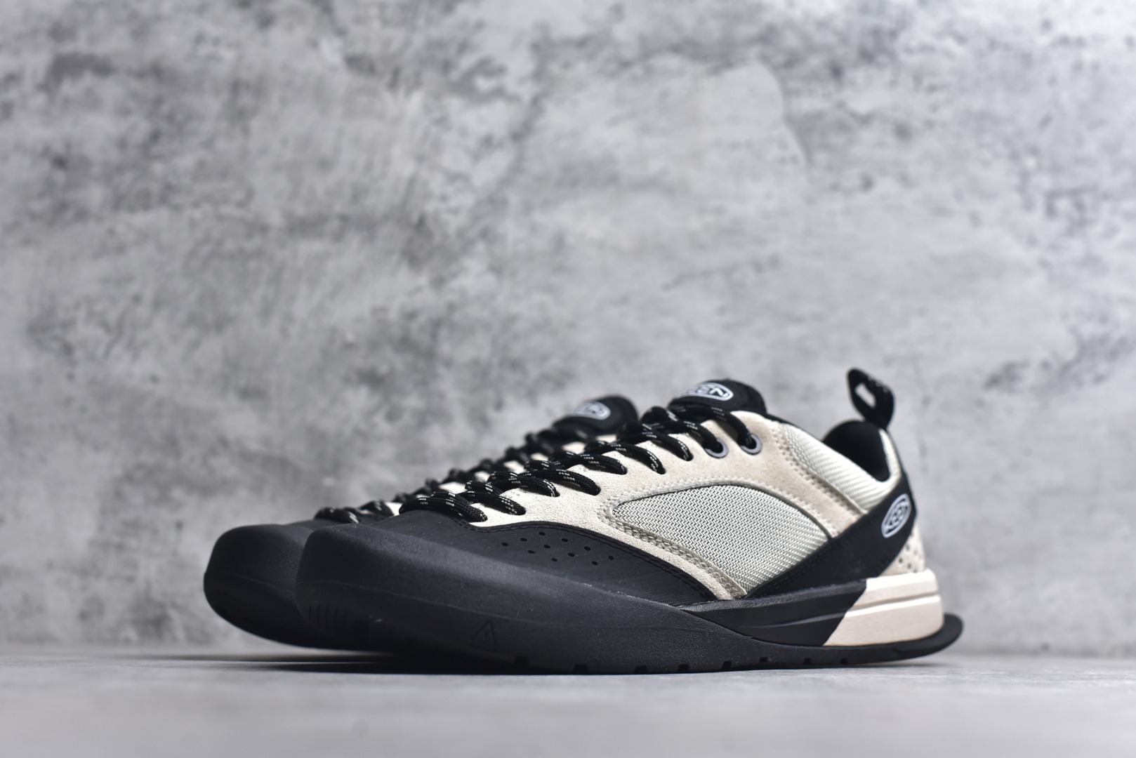 图片[2]-#KEEN 科恩 Jasper Rocks 山系户外鞋 日系街头复古风 原单货 极力推荐版本 可以暴走2w步的丑鞋第一眼丑萌丑萌 一上脚真香! 平台代购专供 官网一致包装原版鞋垫舒适度一级棒 回弹好牛皮鞋身的包裹性hin好 透气舒适徒步登山 citywalk选它准没错 鞋底足够软 回弹性不错 配送原版替换鞋带 多姿多彩 货号：1031194 尺码：35.5-40-选品中心