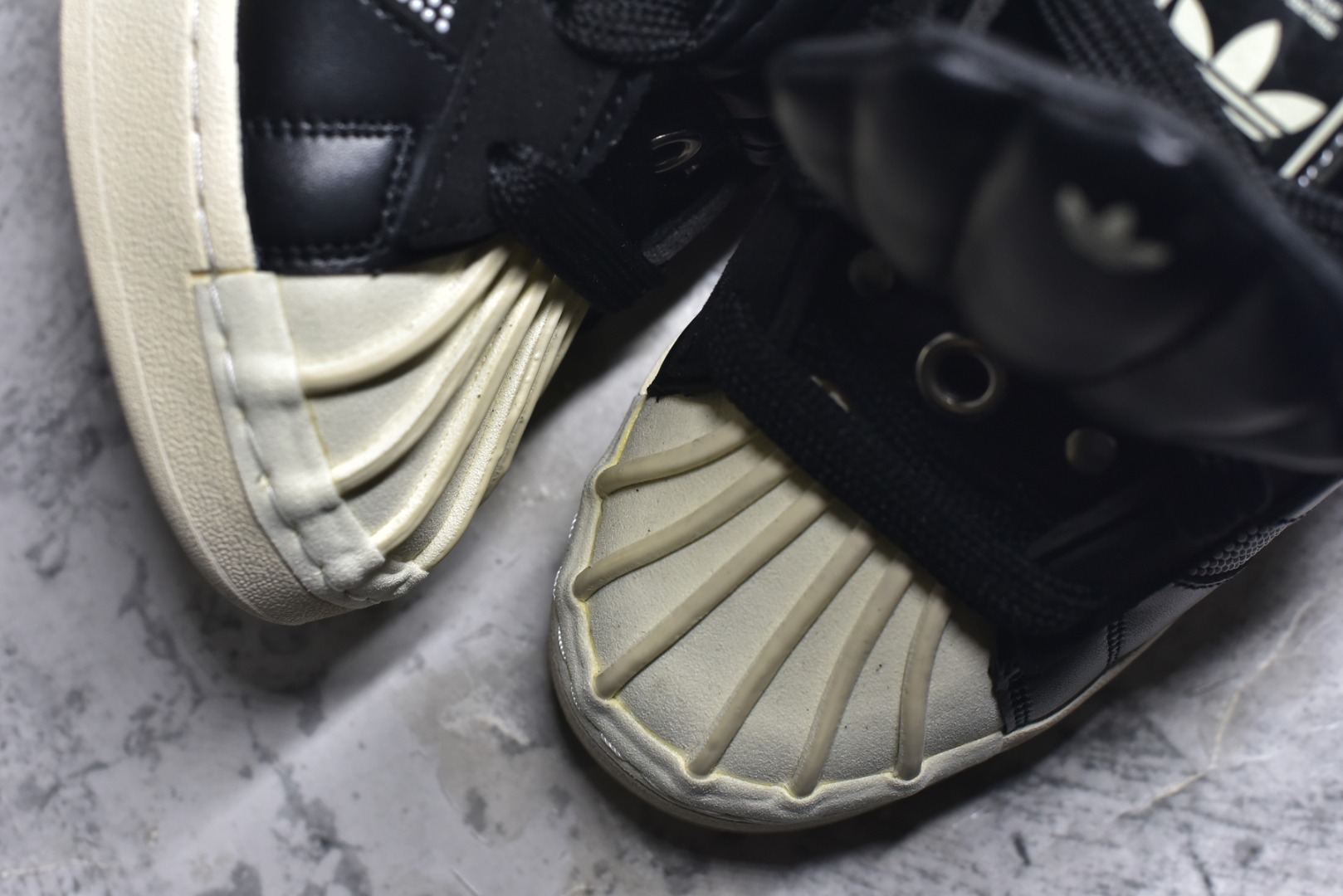 图片[8]-#AD Originals x GALI SUPERSTAR PUFFY SHELL 贝壳头联名时尚舒适低帮板鞋 KJ6976 男女同款 实拍调校N版已经零色差零失真 百分百还原实物色彩所见即所得 不存在货不对板色差等低级问题 选购参考实物拍摄 不混卖不参货 只用心做好货严格选品 承诺混一赔十 尺码：36 36.5 37.5 38 38.5 39 40 40.5 41 42 42.5 43 44 44.5 45-选品中心