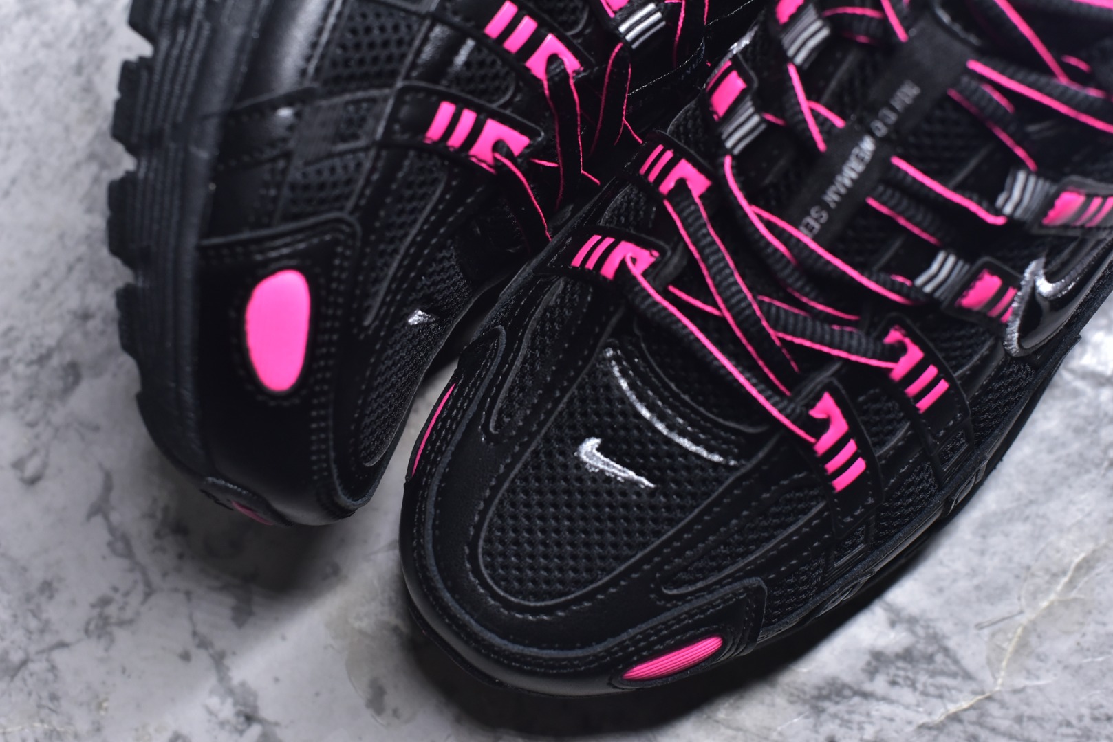 图片[8]-#NK P-6000 系列低帮复古老爹风休闲运动舒适慢跑鞋 CD6404-600 购入原鞋原装纸板楦头开发 独家私模四层组合大底 市场唯一正确版本 良心定价 新配色陆续出货 进口三文治网面 融合 Pegasus 过往运动鞋设计 助力 21 世纪早期跑步运动跃升时尚新高度 采用透气网眼布、运动风格线条和耐穿覆面 兼具吸睛外观和舒适感受 中底泡绵以田径赛道为灵感 打造厚实设计 缔造出众缓震性能 尺码：36 36.5 37.5 38 38.5 39 40 40.5 41 42 42.5 43 44 44.5 45-选品中心